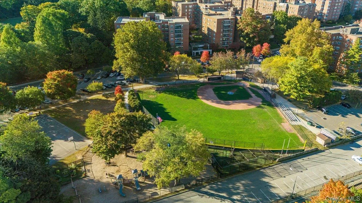 Nearby Garth Road Park w/ Baseball Field, Basketball Courts and Playground Nearby Garth Road Park w/ Baseball Field, Basketball Courts and Playground