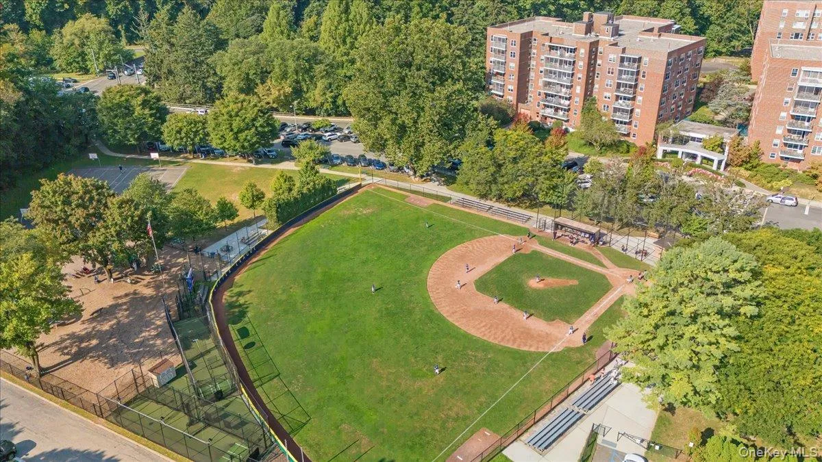 Nearby Garth Road Park w/ Baseball Field, Basketball Courts and Playground Nearby Garth Road Park w/ Baseball Field, Basketball Courts and Playground