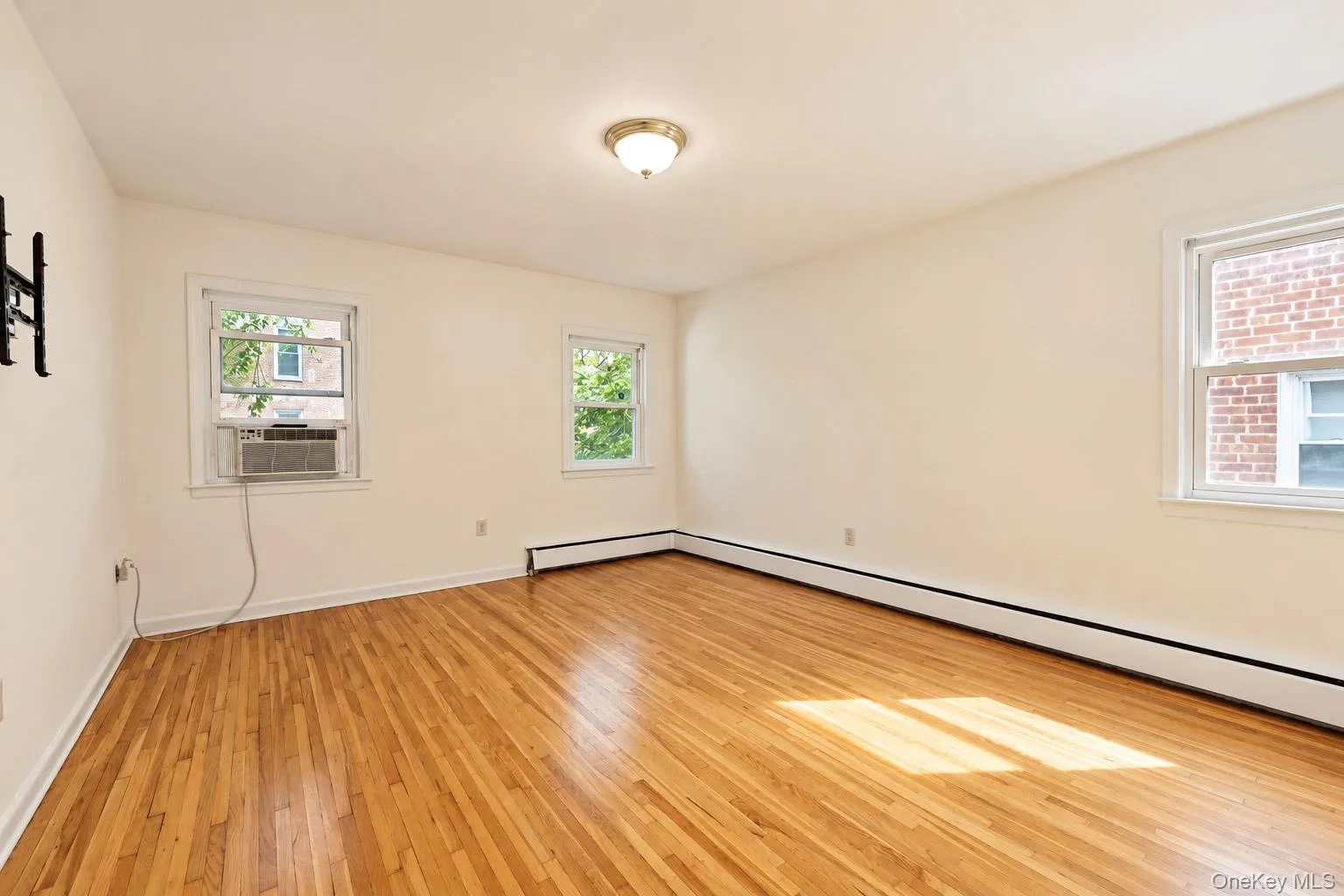 5926 Post Road, New York, NY, 3 Bedrooms Bedrooms, 7 Rooms Rooms,2 BathroomsBathrooms,Residential,For Rent,Post,0,1053260 5926 Post Road, New York, NY, 3 Bedrooms Bedrooms, 7 Rooms Rooms,2 BathroomsBathrooms,Residential,For Rent,Post,0,1053260