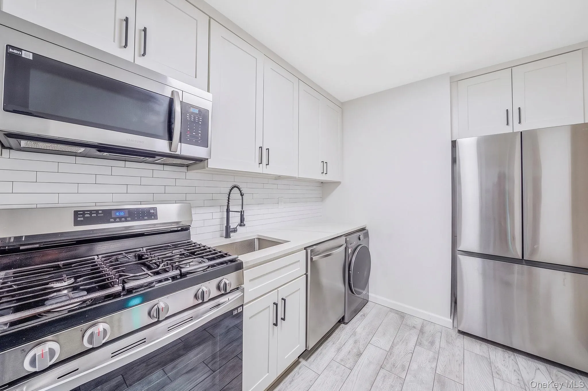 218-02 73rd Avenue, New York, NY, 2 Bedrooms Bedrooms, 4 Rooms Rooms,1 BathroomBathrooms,Residential,For Rent,73rd,0,1053262 218-02 73rd Avenue, New York, NY, 2 Bedrooms Bedrooms, 4 Rooms Rooms,1 BathroomBathrooms,Residential,For Rent,73rd,0,1053262