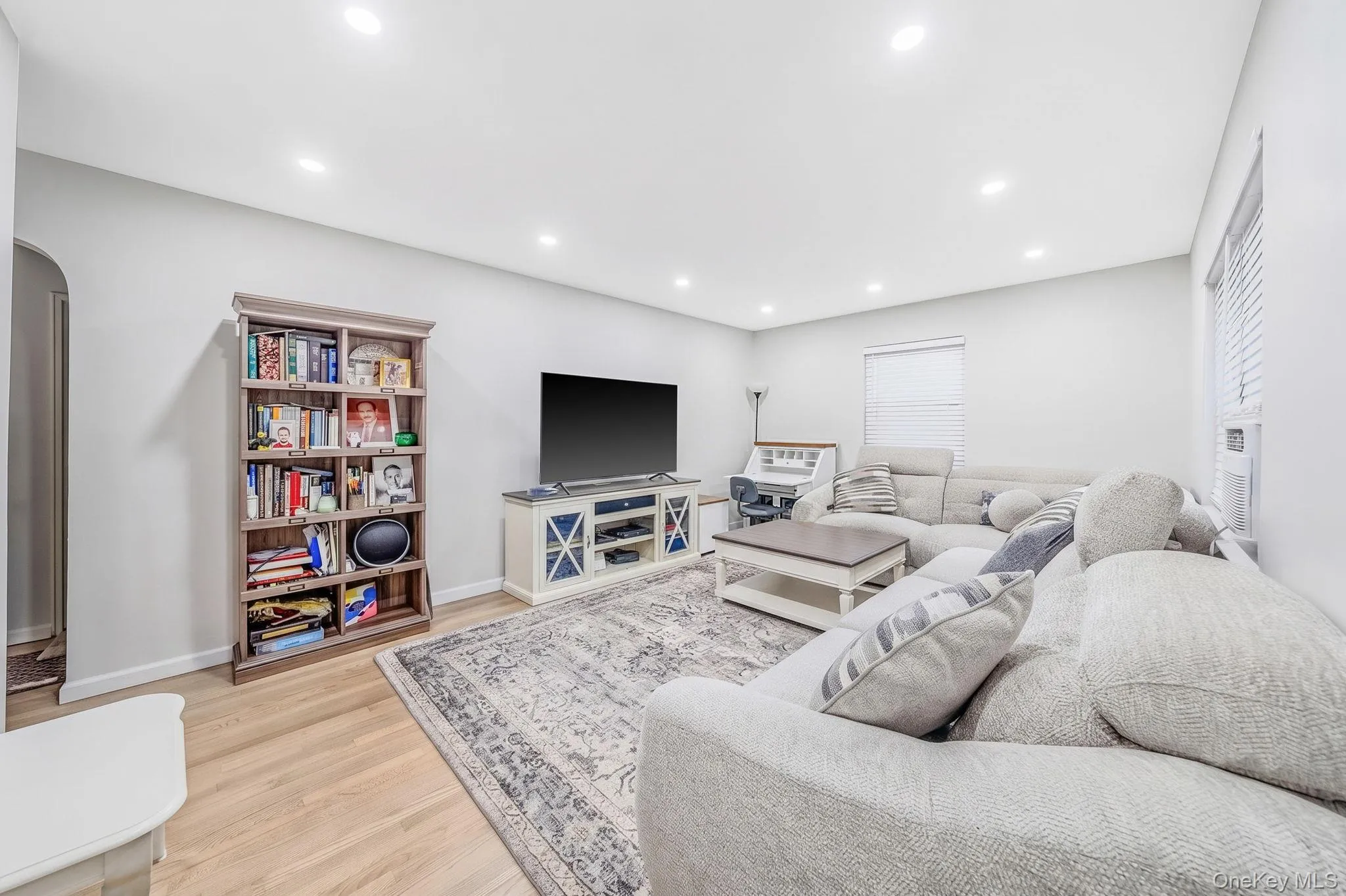218-02 73rd Avenue, New York, NY, 2 Bedrooms Bedrooms, 4 Rooms Rooms,1 BathroomBathrooms,Residential,For Rent,73rd,0,1053262 218-02 73rd Avenue, New York, NY, 2 Bedrooms Bedrooms, 4 Rooms Rooms,1 BathroomBathrooms,Residential,For Rent,73rd,0,1053262