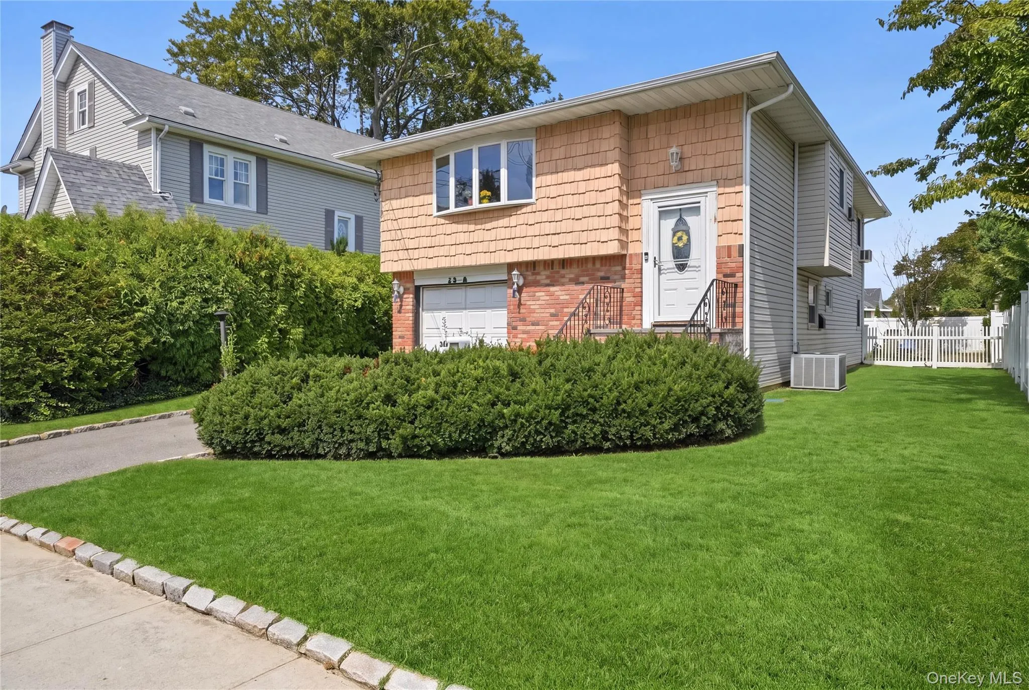 29 Suffolk Road, Oyster Bay, NY, 4 Bedrooms Bedrooms, 9 Rooms Rooms,2 BathroomsBathrooms,Residential,For Rent,Suffolk,0,1053264 29 Suffolk Road, Oyster Bay, NY, 4 Bedrooms Bedrooms, 9 Rooms Rooms,2 BathroomsBathrooms,Residential,For Rent,Suffolk,0,1053264
