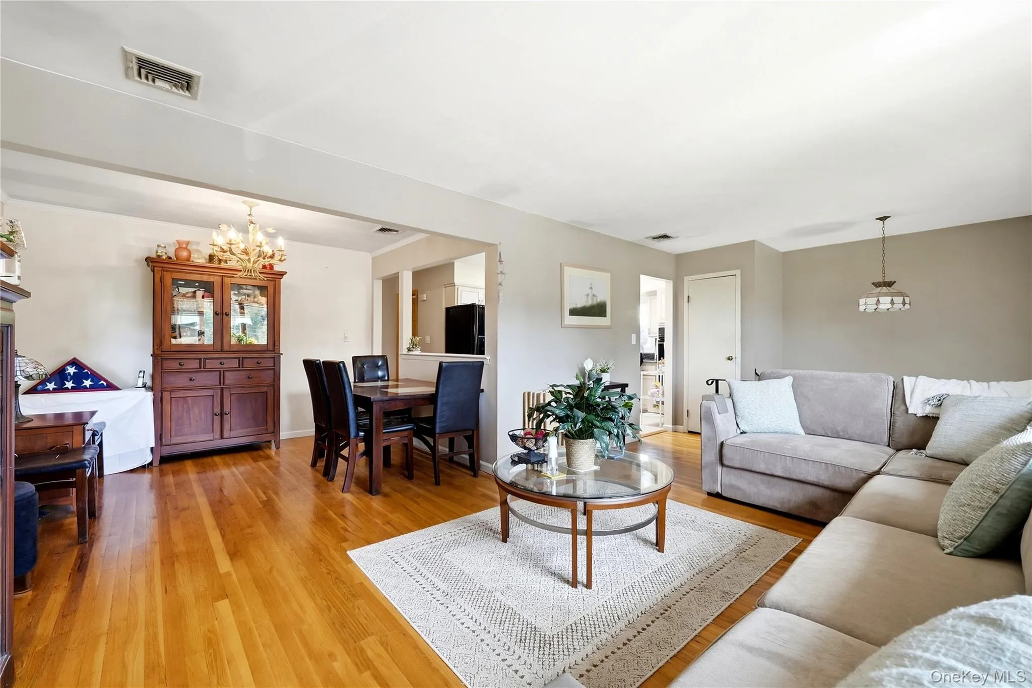 29 Suffolk Road, Oyster Bay, NY, 4 Bedrooms Bedrooms, 9 Rooms Rooms,2 BathroomsBathrooms,Residential,For Rent,Suffolk,0,1053264 29 Suffolk Road, Oyster Bay, NY, 4 Bedrooms Bedrooms, 9 Rooms Rooms,2 BathroomsBathrooms,Residential,For Rent,Suffolk,0,1053264