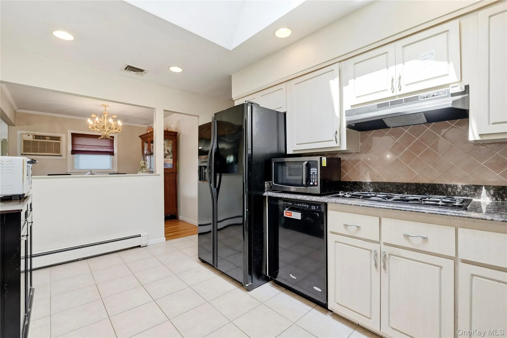 29 Suffolk Road, Oyster Bay, NY, 4 Bedrooms Bedrooms, 9 Rooms Rooms,2 BathroomsBathrooms,Residential,For Rent,Suffolk,0,1053264 29 Suffolk Road, Oyster Bay, NY, 4 Bedrooms Bedrooms, 9 Rooms Rooms,2 BathroomsBathrooms,Residential,For Rent,Suffolk,0,1053264