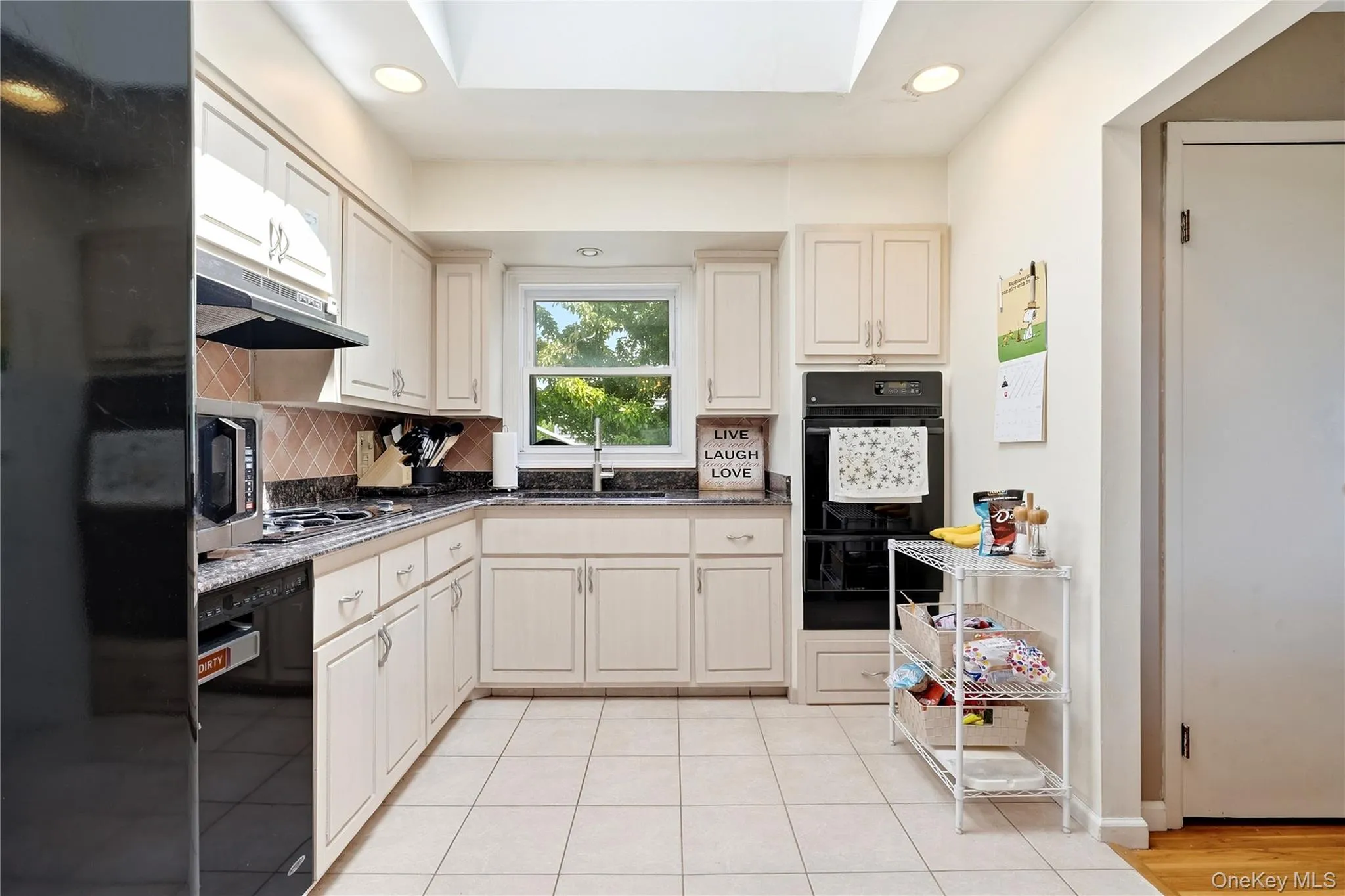 29 Suffolk Road, Oyster Bay, NY, 4 Bedrooms Bedrooms, 9 Rooms Rooms,2 BathroomsBathrooms,Residential,For Rent,Suffolk,0,1053264 29 Suffolk Road, Oyster Bay, NY, 4 Bedrooms Bedrooms, 9 Rooms Rooms,2 BathroomsBathrooms,Residential,For Rent,Suffolk,0,1053264