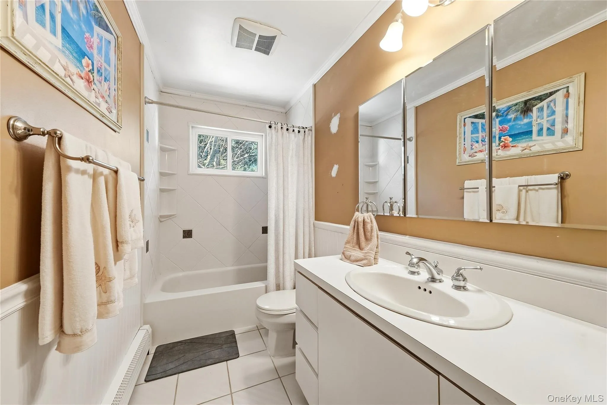 Full Bathroom Full Bathroom