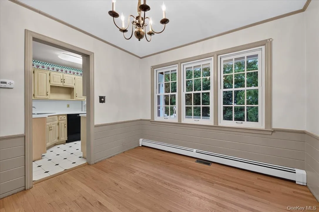 17 Pleasant View Avenue, Beacon, NY, 4 Bedrooms Bedrooms, 7 Rooms Rooms,2 BathroomsBathrooms,Residential,For Rent,Pleasant View,0,1053268 17 Pleasant View Avenue, Beacon, NY, 4 Bedrooms Bedrooms, 7 Rooms Rooms,2 BathroomsBathrooms,Residential,For Rent,Pleasant View,0,1053268