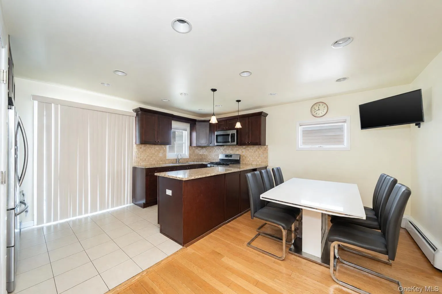 11 Schuyler Terrace, New York, NY, 2 Bedrooms Bedrooms, 5 Rooms Rooms,1 BathroomBathrooms,Residential,For Rent,Schuyler,0,1053280 11 Schuyler Terrace, New York, NY, 2 Bedrooms Bedrooms, 5 Rooms Rooms,1 BathroomBathrooms,Residential,For Rent,Schuyler,0,1053280