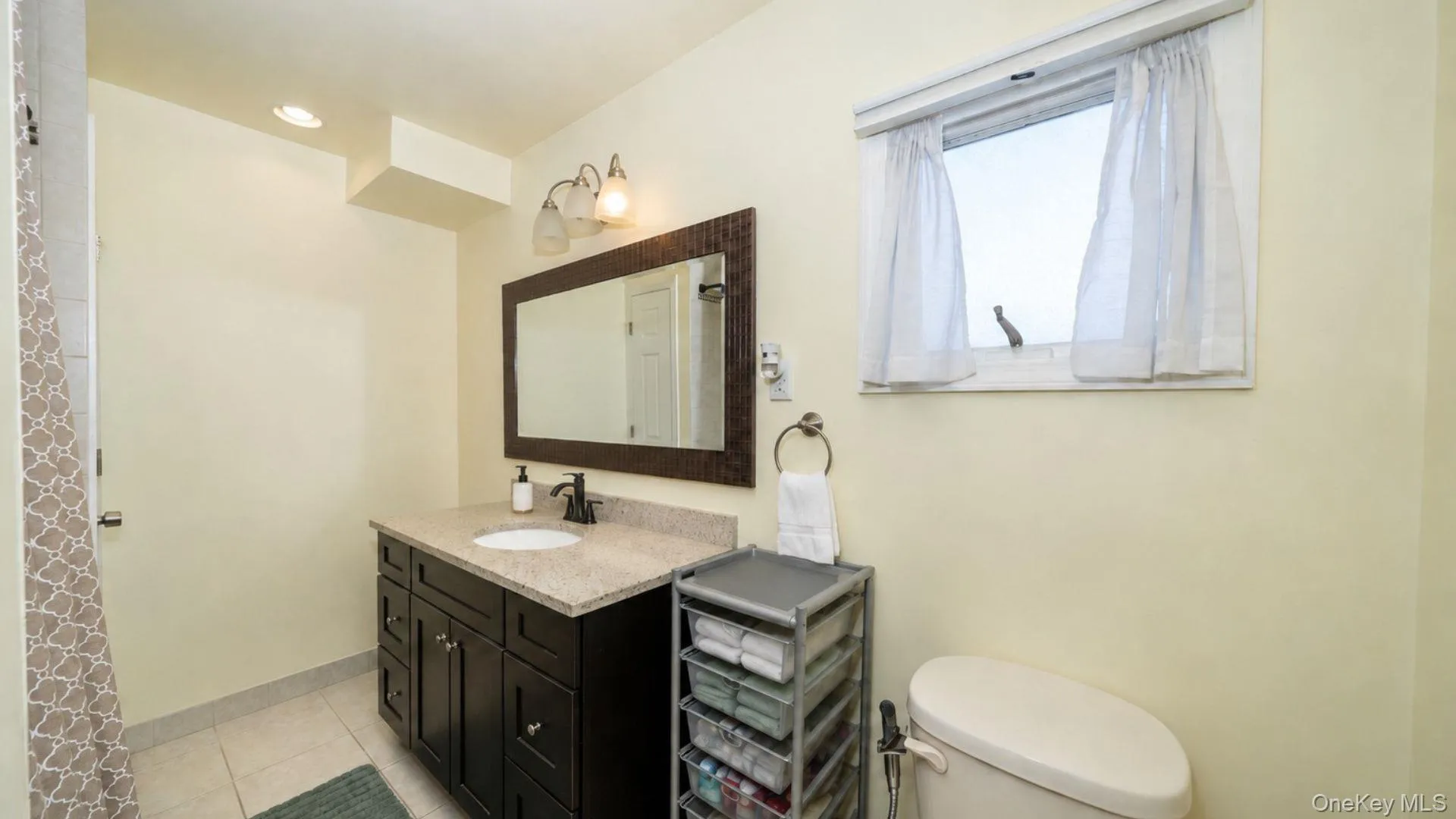 11 Schuyler Terrace, New York, NY, 2 Bedrooms Bedrooms, 5 Rooms Rooms,1 BathroomBathrooms,Residential,For Rent,Schuyler,0,1053280 11 Schuyler Terrace, New York, NY, 2 Bedrooms Bedrooms, 5 Rooms Rooms,1 BathroomBathrooms,Residential,For Rent,Schuyler,0,1053280