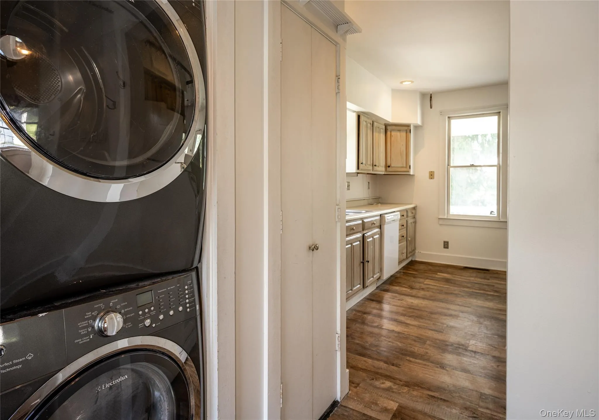 672 Tower Hill Road, Washington, NY, 2 Bedrooms Bedrooms, 5 Rooms Rooms,1 BathroomBathrooms,Residential,For Rent,Tower Hill,0,1053281 672 Tower Hill Road, Washington, NY, 2 Bedrooms Bedrooms, 5 Rooms Rooms,1 BathroomBathrooms,Residential,For Rent,Tower Hill,0,1053281