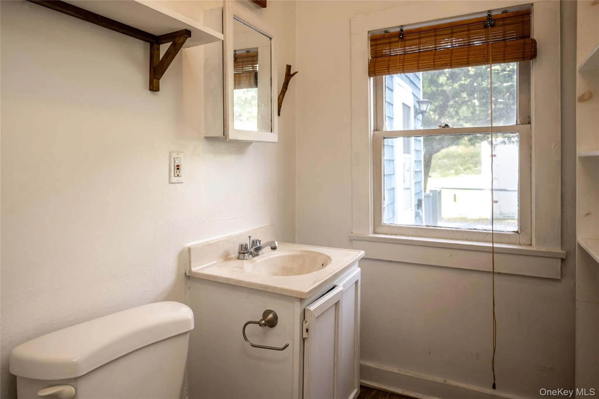 672 Tower Hill Road, Washington, NY, 2 Bedrooms Bedrooms, 5 Rooms Rooms,1 BathroomBathrooms,Residential,For Rent,Tower Hill,0,1053281 672 Tower Hill Road, Washington, NY, 2 Bedrooms Bedrooms, 5 Rooms Rooms,1 BathroomBathrooms,Residential,For Rent,Tower Hill,0,1053281
