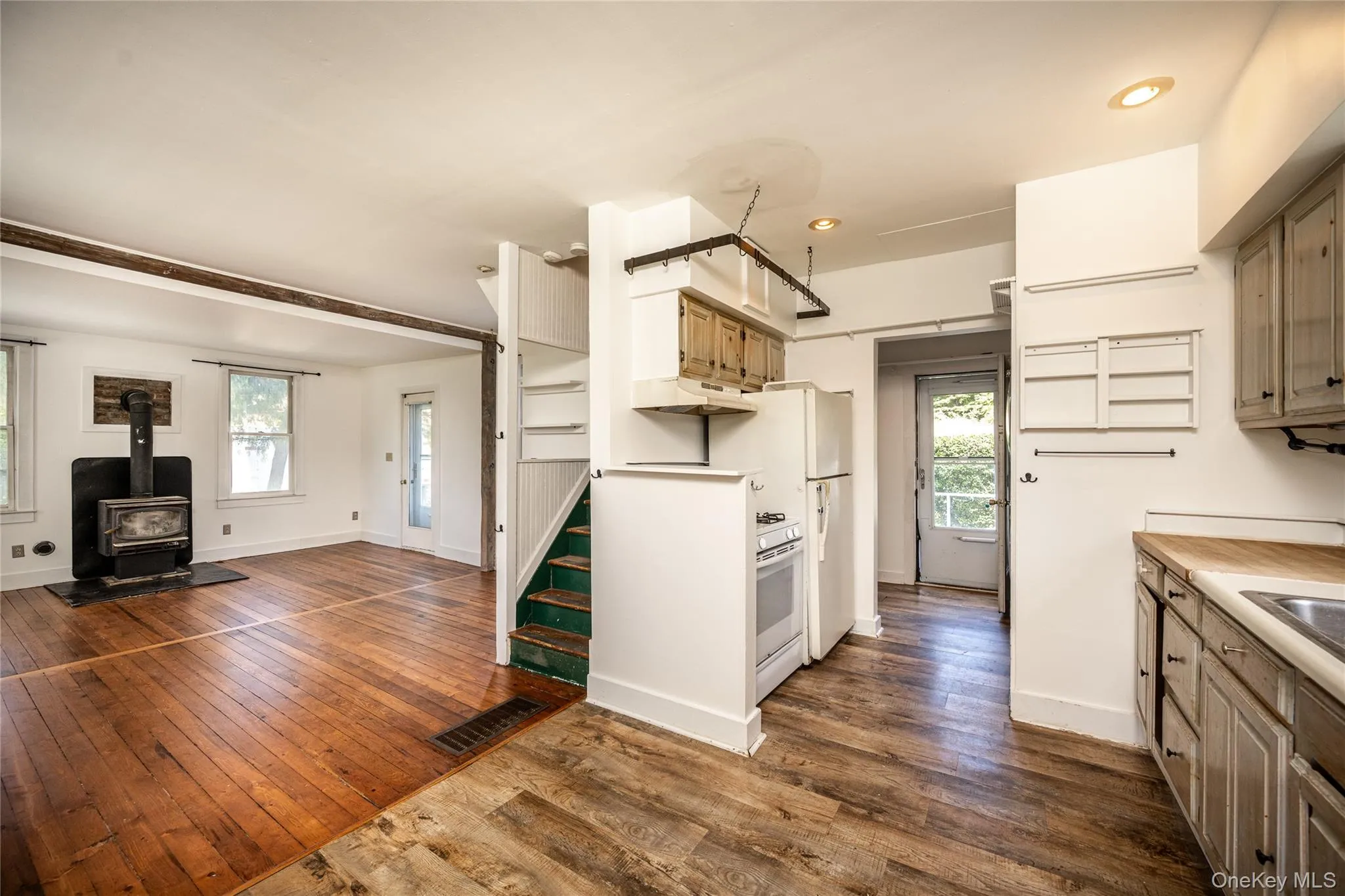 672 Tower Hill Road, Washington, NY, 2 Bedrooms Bedrooms, 5 Rooms Rooms,1 BathroomBathrooms,Residential,For Rent,Tower Hill,0,1053281 672 Tower Hill Road, Washington, NY, 2 Bedrooms Bedrooms, 5 Rooms Rooms,1 BathroomBathrooms,Residential,For Rent,Tower Hill,0,1053281