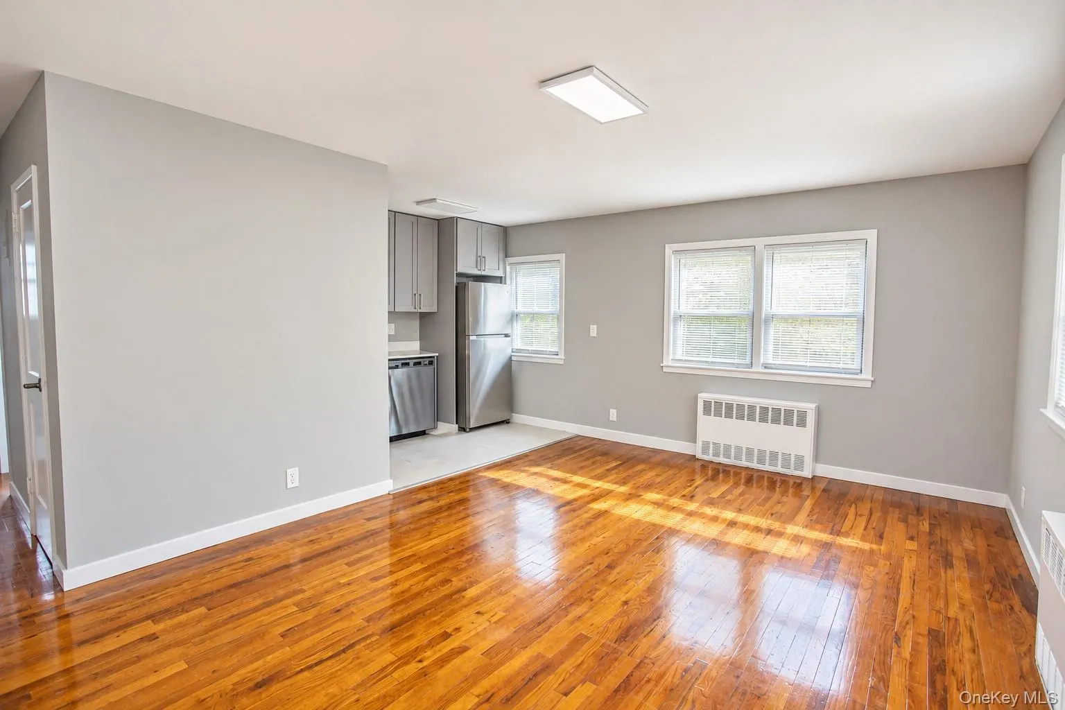470 Broadway, Long Beach, NY, 1 Bedroom Bedrooms, 4 Rooms Rooms,1 BathroomBathrooms,Residential Lease,For Rent,Broadway,0,1053283 470 Broadway, Long Beach, NY, 1 Bedroom Bedrooms, 4 Rooms Rooms,1 BathroomBathrooms,Residential Lease,For Rent,Broadway,0,1053283