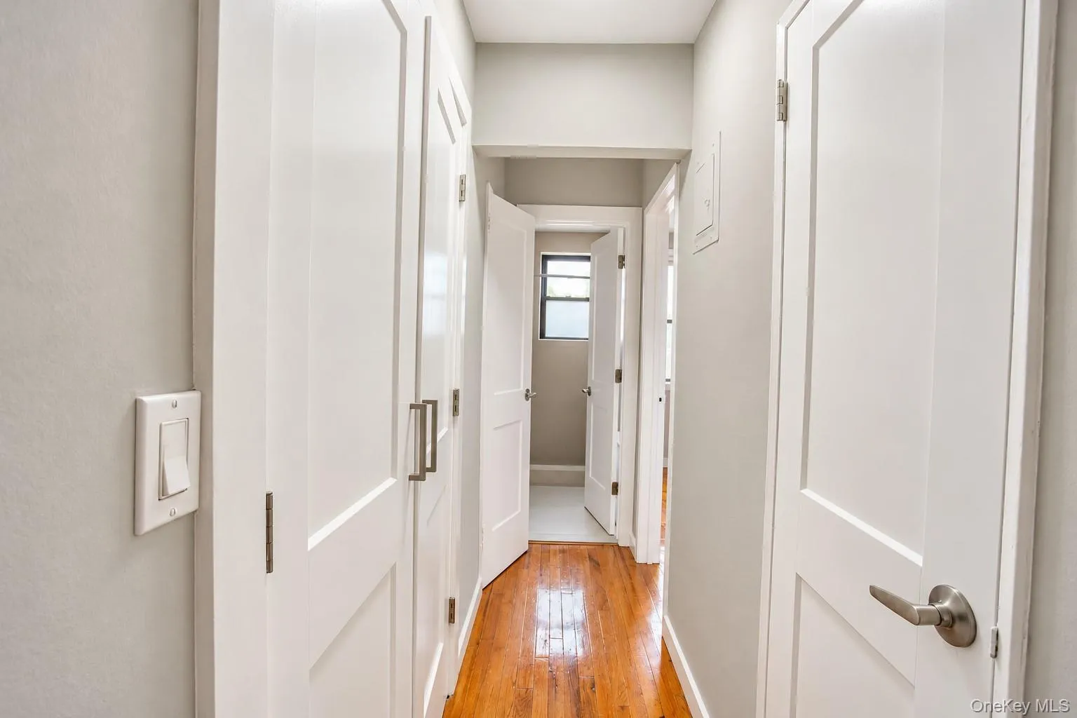 470 Broadway, Long Beach, NY, 1 Bedroom Bedrooms, 4 Rooms Rooms,1 BathroomBathrooms,Residential Lease,For Rent,Broadway,0,1053283 470 Broadway, Long Beach, NY, 1 Bedroom Bedrooms, 4 Rooms Rooms,1 BathroomBathrooms,Residential Lease,For Rent,Broadway,0,1053283