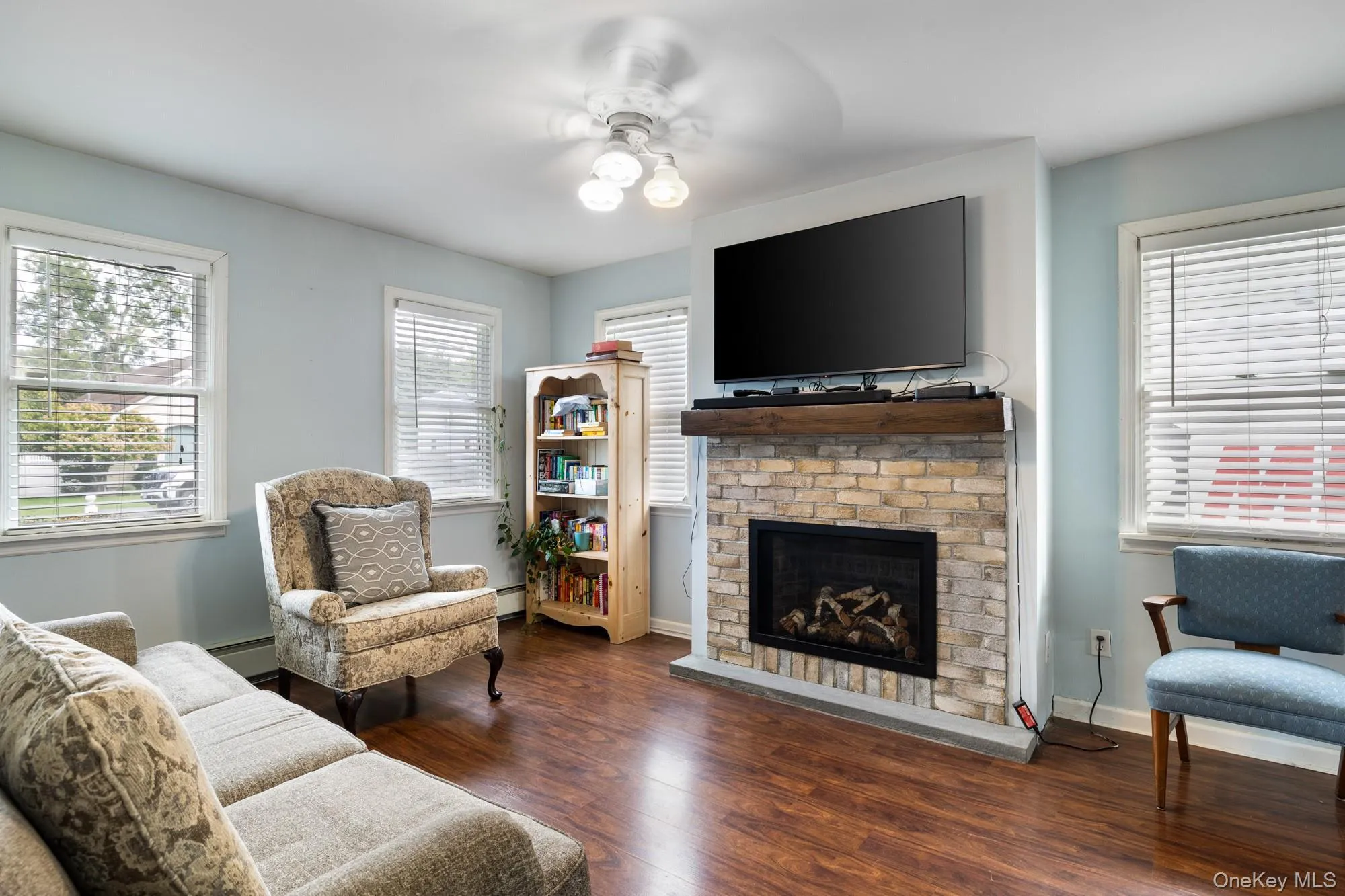 627 6th Street, Huntington, NY, 4 Bedrooms Bedrooms, 8 Rooms Rooms,1 BathroomBathrooms,Residential,For Rent,6th,0,1053288 627 6th Street, Huntington, NY, 4 Bedrooms Bedrooms, 8 Rooms Rooms,1 BathroomBathrooms,Residential,For Rent,6th,0,1053288