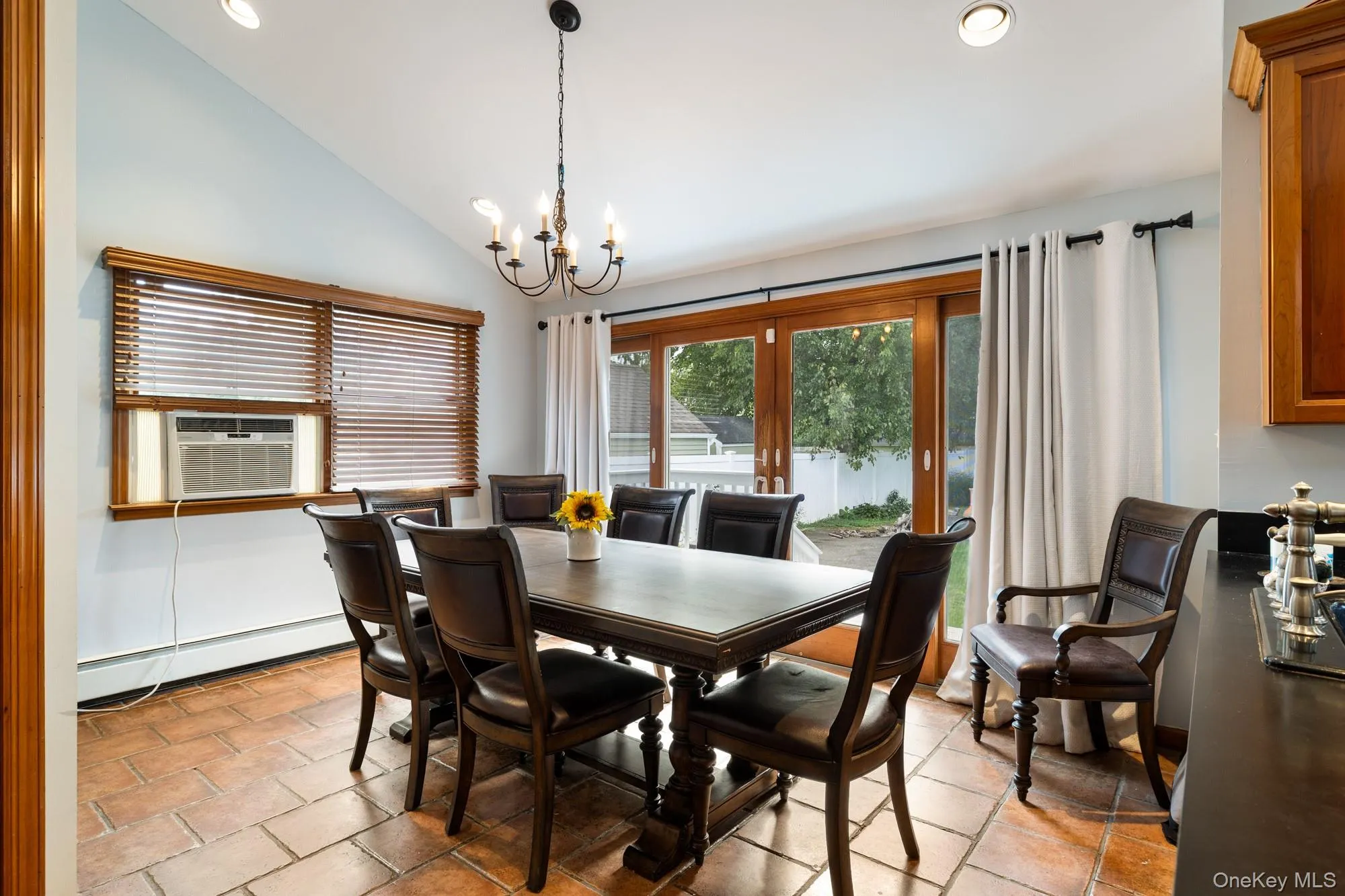627 6th Street, Huntington, NY, 4 Bedrooms Bedrooms, 8 Rooms Rooms,1 BathroomBathrooms,Residential,For Rent,6th,0,1053288 627 6th Street, Huntington, NY, 4 Bedrooms Bedrooms, 8 Rooms Rooms,1 BathroomBathrooms,Residential,For Rent,6th,0,1053288