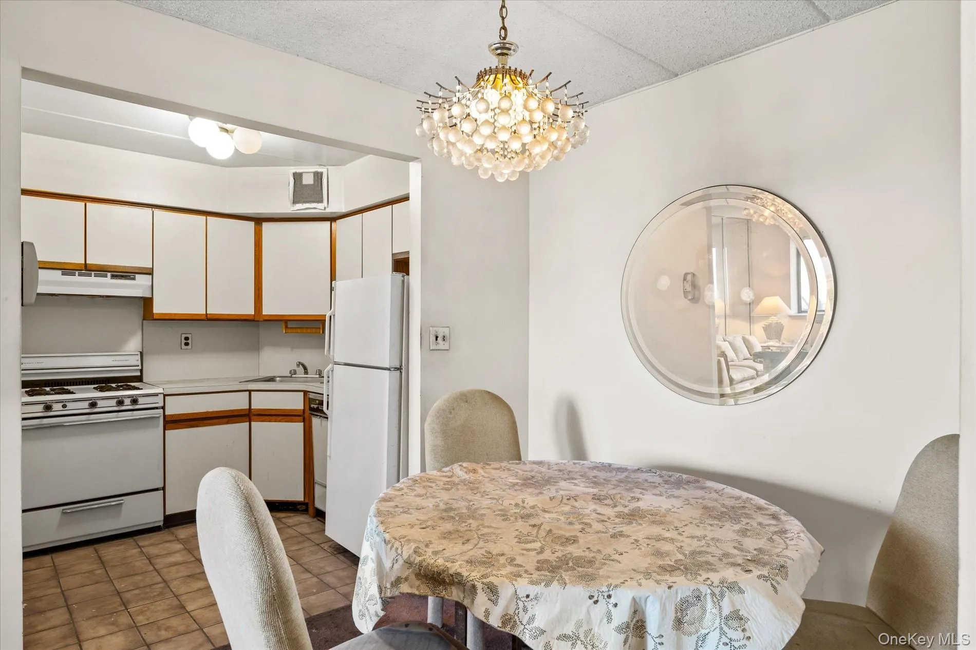 139-35 35th Avenue, New York, NY, 2 Bedrooms Bedrooms, 5 Rooms Rooms,2 BathroomsBathrooms,Residential,For Rent,35th,0,1053292 139-35 35th Avenue, New York, NY, 2 Bedrooms Bedrooms, 5 Rooms Rooms,2 BathroomsBathrooms,Residential,For Rent,35th,0,1053292