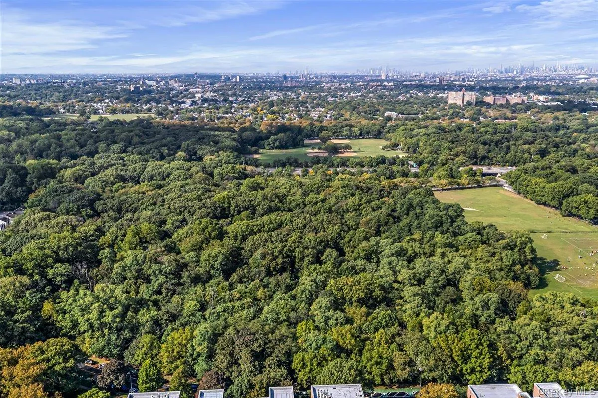73-23 210th Street, New York, NY, 1 Bedroom Bedrooms, 3 Rooms Rooms,1 BathroomBathrooms,Residential,For Rent,210th,0,1053300 73-23 210th Street, New York, NY, 1 Bedroom Bedrooms, 3 Rooms Rooms,1 BathroomBathrooms,Residential,For Rent,210th,0,1053300