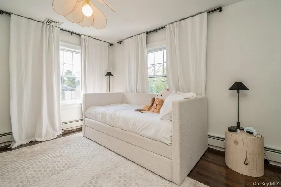 11 Campbell Road, Warwick (town), NY, 3 Bedrooms Bedrooms, 10 Rooms Rooms,2 BathroomsBathrooms,Residential Lease,For Rent,Campbell,0,1053301 11 Campbell Road, Warwick (town), NY, 3 Bedrooms Bedrooms, 10 Rooms Rooms,2 BathroomsBathrooms,Residential Lease,For Rent,Campbell,0,1053301