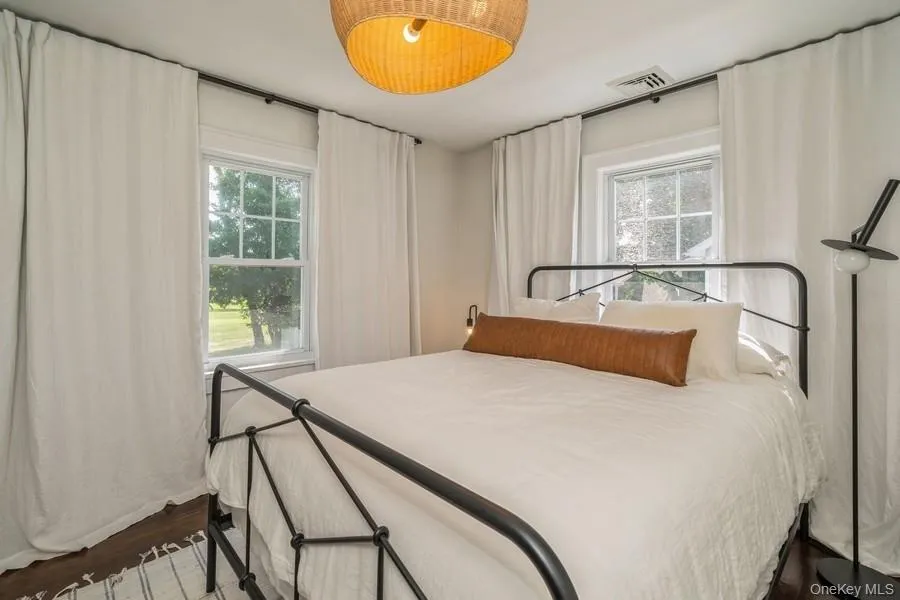 11 Campbell Road, Warwick (town), NY, 3 Bedrooms Bedrooms, 10 Rooms Rooms,2 BathroomsBathrooms,Residential Lease,For Rent,Campbell,0,1053301 11 Campbell Road, Warwick (town), NY, 3 Bedrooms Bedrooms, 10 Rooms Rooms,2 BathroomsBathrooms,Residential Lease,For Rent,Campbell,0,1053301