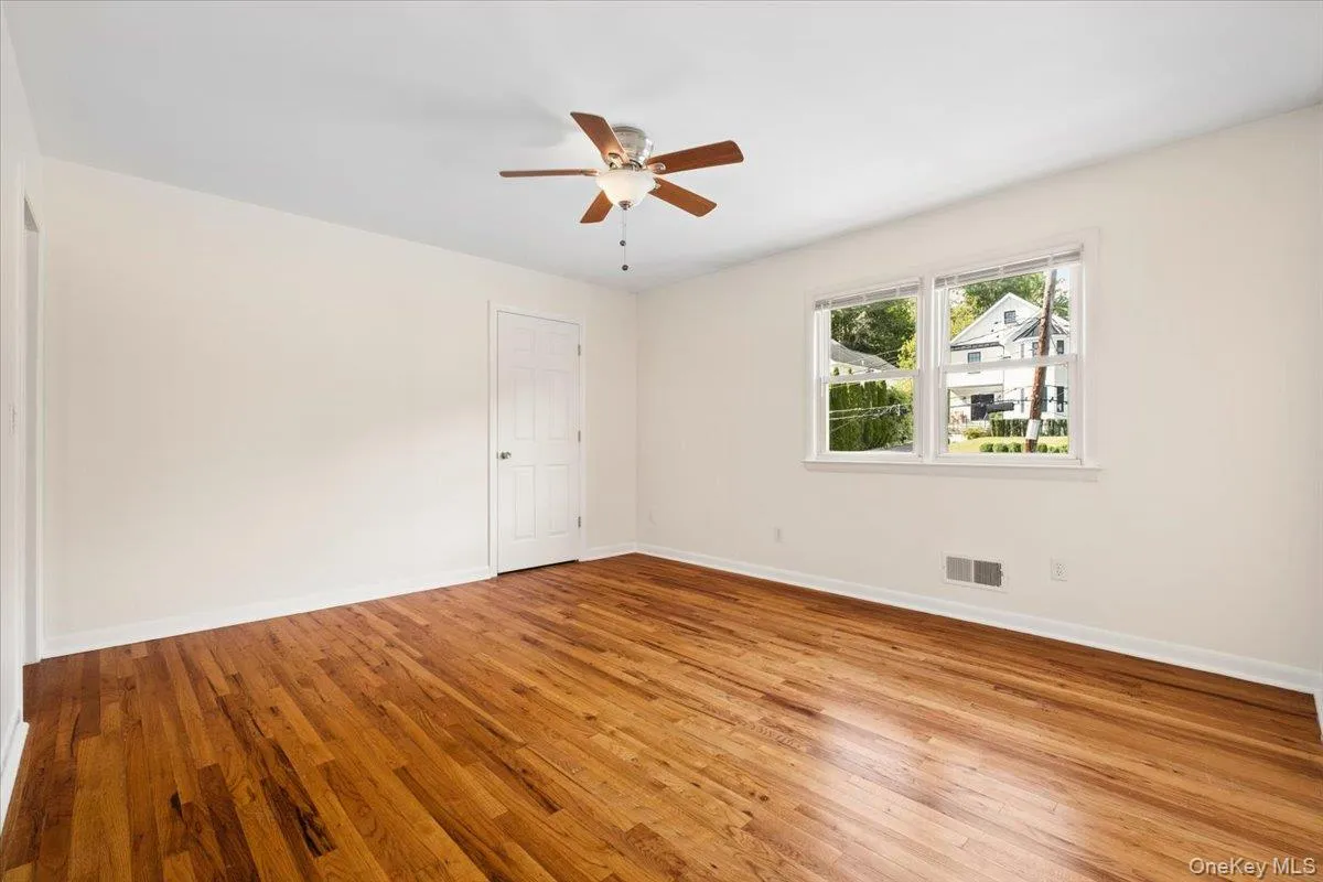 65 Sherwood Drive, Mamaroneck, NY, 3 Bedrooms Bedrooms, 10 Rooms Rooms,2 BathroomsBathrooms,Residential,For Rent,Sherwood,0,1053306 65 Sherwood Drive, Mamaroneck, NY, 3 Bedrooms Bedrooms, 10 Rooms Rooms,2 BathroomsBathrooms,Residential,For Rent,Sherwood,0,1053306