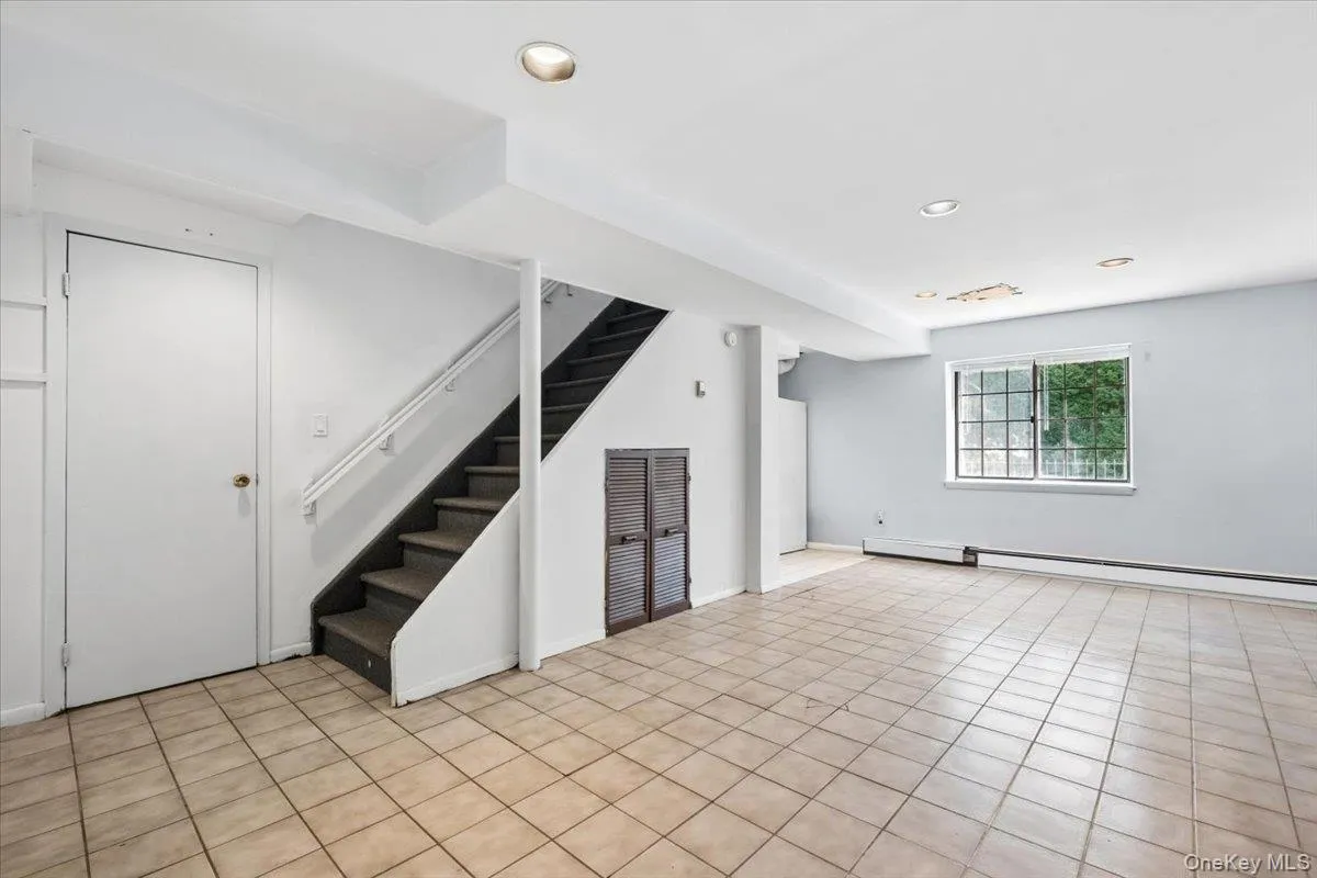 65 Sherwood Drive, Mamaroneck, NY, 3 Bedrooms Bedrooms, 10 Rooms Rooms,2 BathroomsBathrooms,Residential,For Rent,Sherwood,0,1053306 65 Sherwood Drive, Mamaroneck, NY, 3 Bedrooms Bedrooms, 10 Rooms Rooms,2 BathroomsBathrooms,Residential,For Rent,Sherwood,0,1053306