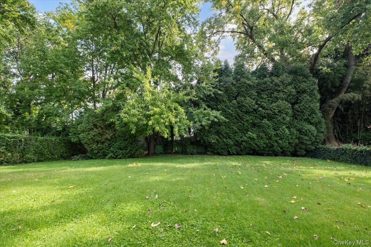 65 Sherwood Drive, Mamaroneck, NY, 3 Bedrooms Bedrooms, 10 Rooms Rooms,2 BathroomsBathrooms,Residential,For Rent,Sherwood,0,1053306 65 Sherwood Drive, Mamaroneck, NY, 3 Bedrooms Bedrooms, 10 Rooms Rooms,2 BathroomsBathrooms,Residential,For Rent,Sherwood,0,1053306