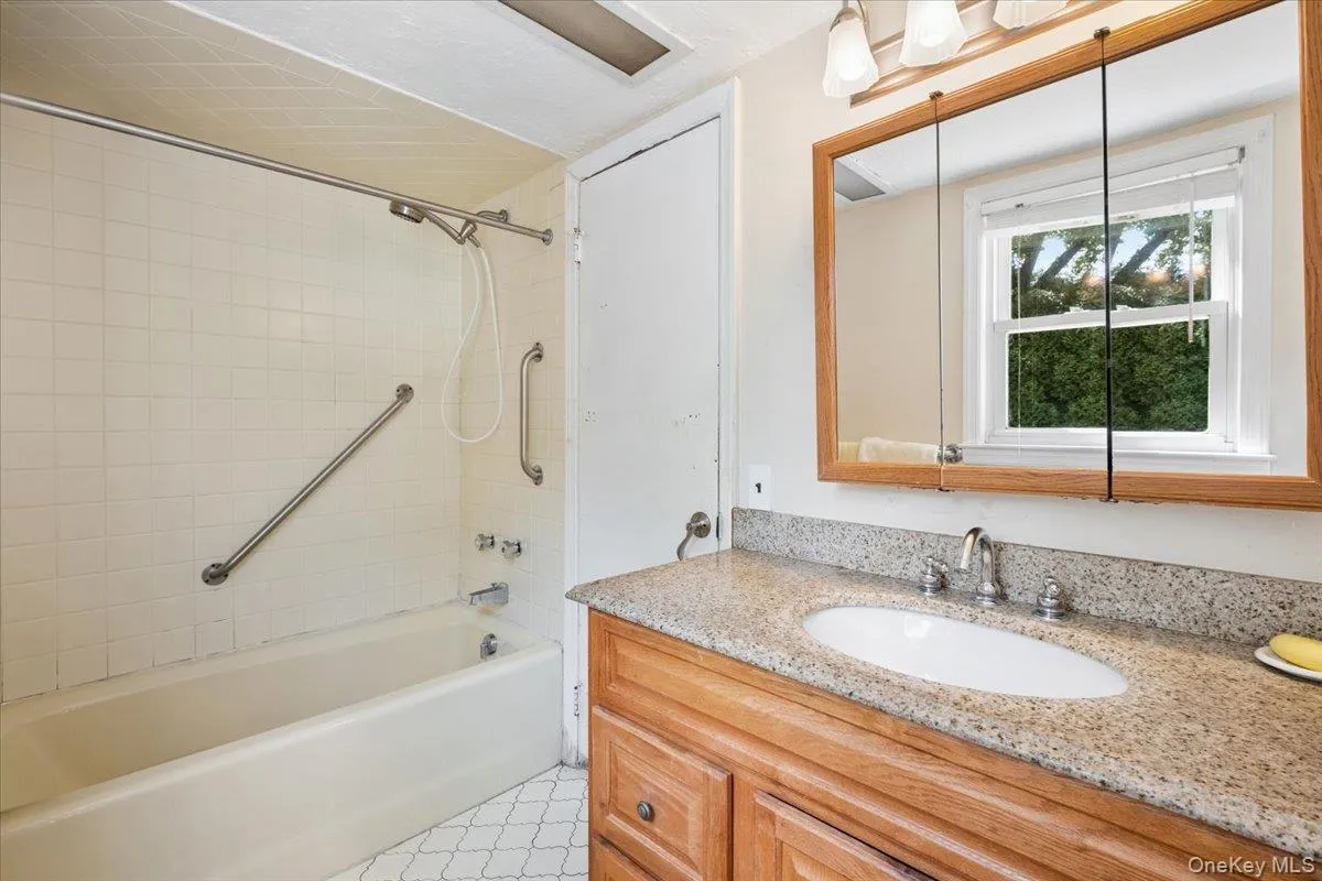 65 Sherwood Drive, Mamaroneck, NY, 3 Bedrooms Bedrooms, 10 Rooms Rooms,2 BathroomsBathrooms,Residential,For Rent,Sherwood,0,1053306 65 Sherwood Drive, Mamaroneck, NY, 3 Bedrooms Bedrooms, 10 Rooms Rooms,2 BathroomsBathrooms,Residential,For Rent,Sherwood,0,1053306