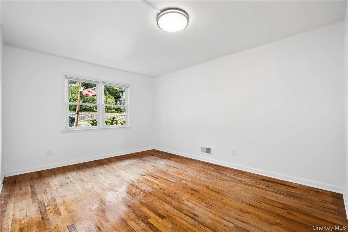 65 Sherwood Drive, Mamaroneck, NY, 3 Bedrooms Bedrooms, 10 Rooms Rooms,2 BathroomsBathrooms,Residential,For Rent,Sherwood,0,1053306 65 Sherwood Drive, Mamaroneck, NY, 3 Bedrooms Bedrooms, 10 Rooms Rooms,2 BathroomsBathrooms,Residential,For Rent,Sherwood,0,1053306