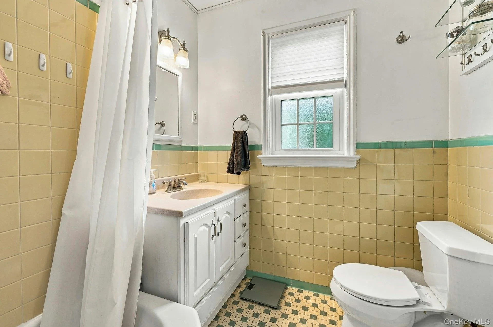 116 Wyman Avenue, Huntington, NY, 4 Bedrooms Bedrooms, 8 Rooms Rooms,1 BathroomBathrooms,Residential,For Rent,Wyman,0,1053309 116 Wyman Avenue, Huntington, NY, 4 Bedrooms Bedrooms, 8 Rooms Rooms,1 BathroomBathrooms,Residential,For Rent,Wyman,0,1053309