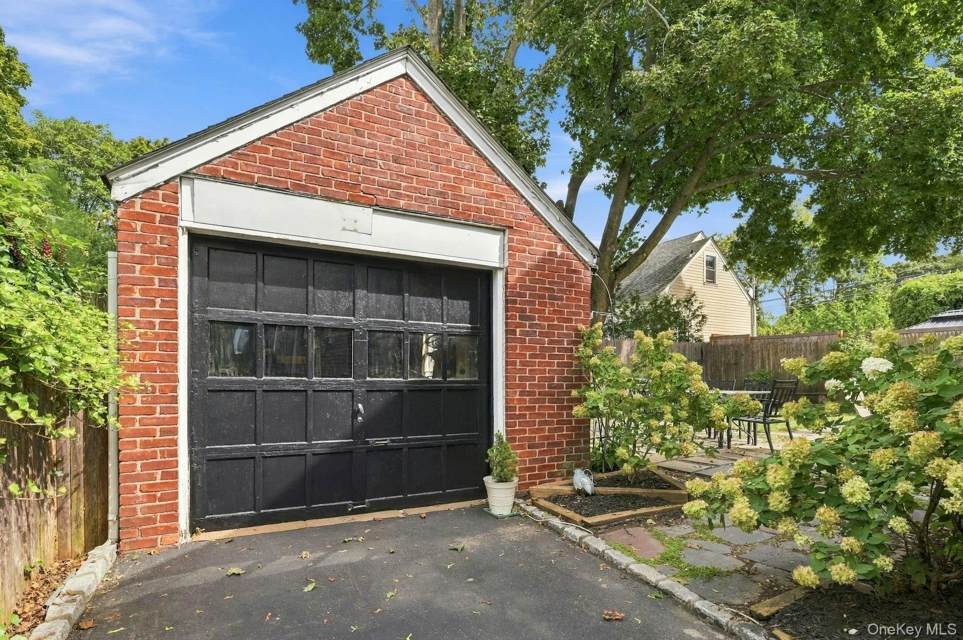 116 Wyman Avenue, Huntington, NY, 4 Bedrooms Bedrooms, 8 Rooms Rooms,1 BathroomBathrooms,Residential,For Rent,Wyman,0,1053309 116 Wyman Avenue, Huntington, NY, 4 Bedrooms Bedrooms, 8 Rooms Rooms,1 BathroomBathrooms,Residential,For Rent,Wyman,0,1053309