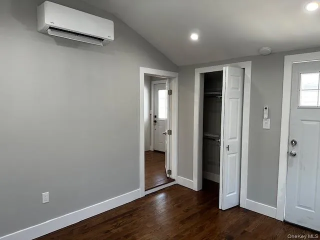 21 West Drive, North Hempstead, NY, 1 Bedroom Bedrooms, 3 Rooms Rooms,1 BathroomBathrooms,Residential Lease,For Rent,West,0,1053319 21 West Drive, North Hempstead, NY, 1 Bedroom Bedrooms, 3 Rooms Rooms,1 BathroomBathrooms,Residential Lease,For Rent,West,0,1053319