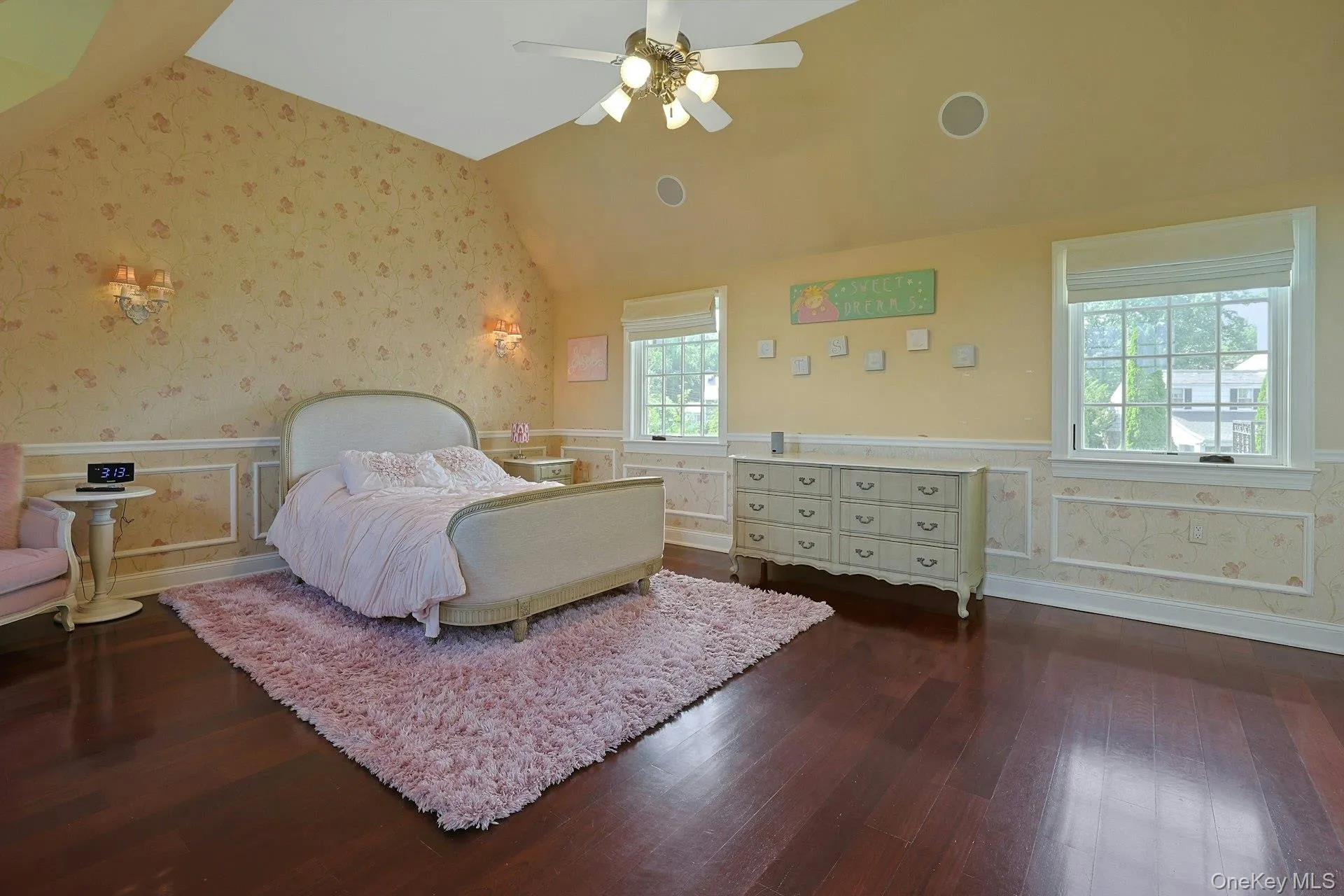 77 Deerhurst Road, Yonkers, NY, 4 Bedrooms Bedrooms, 11 Rooms Rooms,2 BathroomsBathrooms,Residential Lease,For Rent,Deerhurst,0,1053323 77 Deerhurst Road, Yonkers, NY, 4 Bedrooms Bedrooms, 11 Rooms Rooms,2 BathroomsBathrooms,Residential Lease,For Rent,Deerhurst,0,1053323