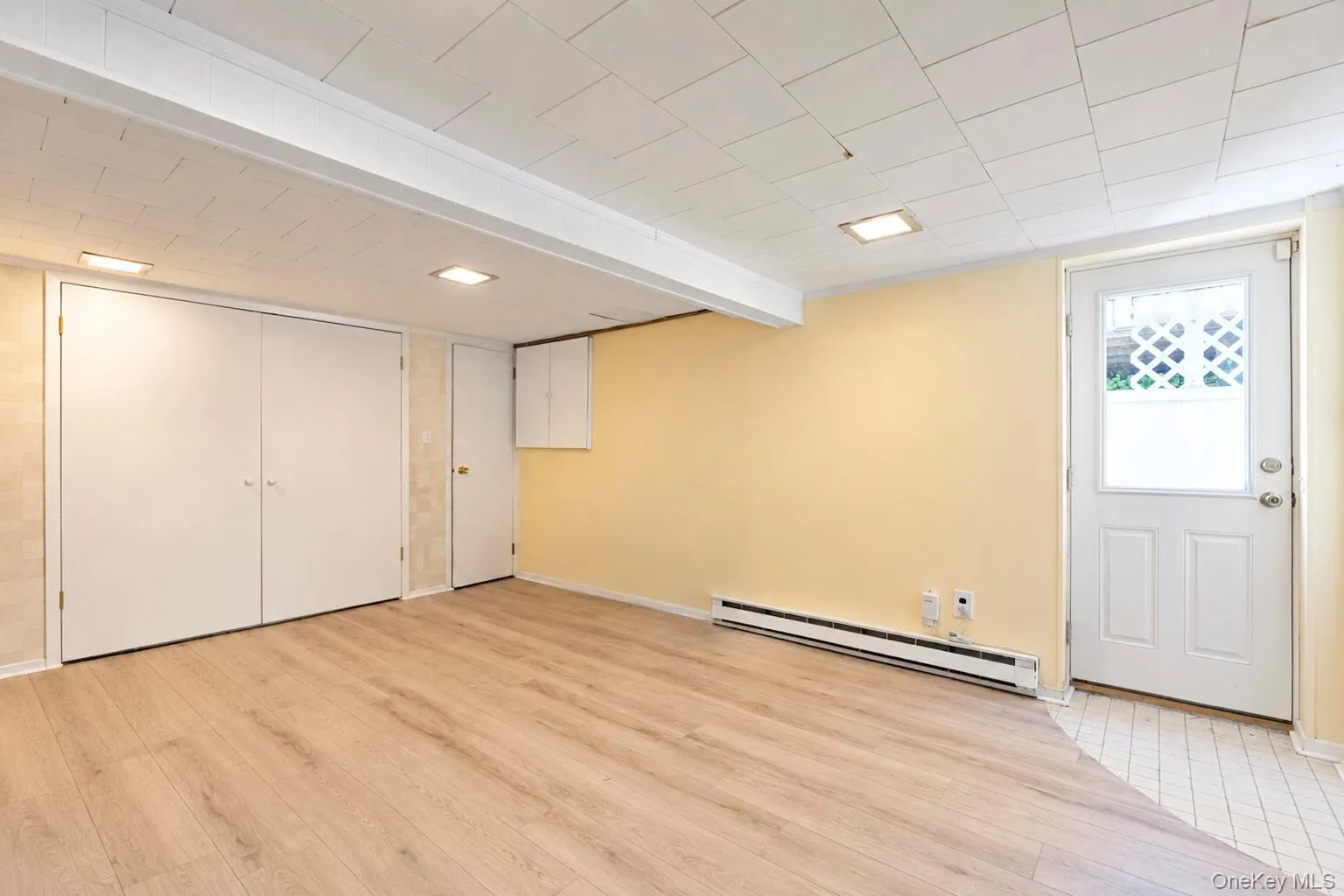 28 Lot Road, Smithtown, NY, 4 Bedrooms Bedrooms, 8 Rooms Rooms,3 BathroomsBathrooms,Residential,For Rent,Lot,0,1053324 28 Lot Road, Smithtown, NY, 4 Bedrooms Bedrooms, 8 Rooms Rooms,3 BathroomsBathrooms,Residential,For Rent,Lot,0,1053324