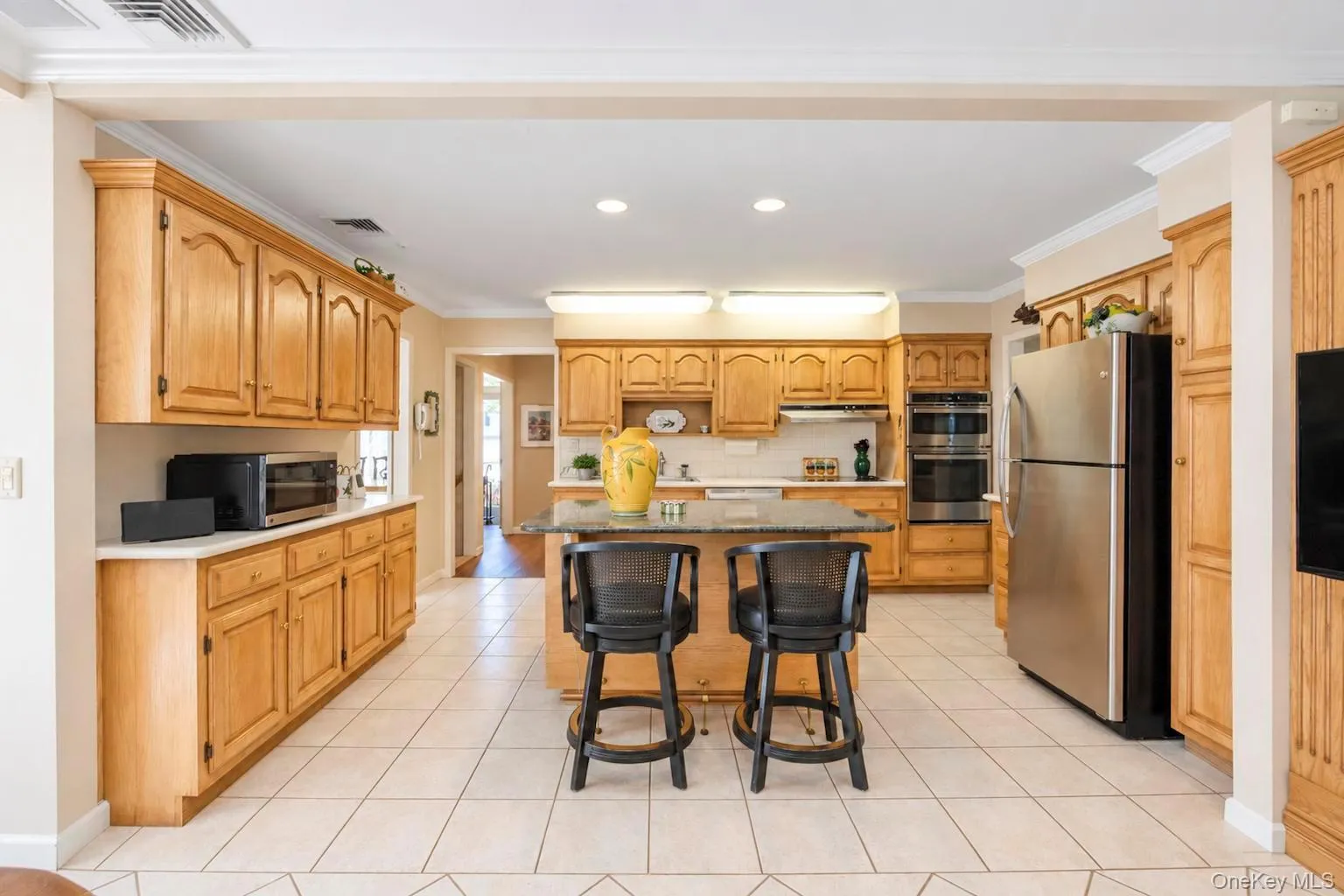 28 Lot Road, Smithtown, NY, 4 Bedrooms Bedrooms, 8 Rooms Rooms,3 BathroomsBathrooms,Residential,For Rent,Lot,0,1053324 28 Lot Road, Smithtown, NY, 4 Bedrooms Bedrooms, 8 Rooms Rooms,3 BathroomsBathrooms,Residential,For Rent,Lot,0,1053324