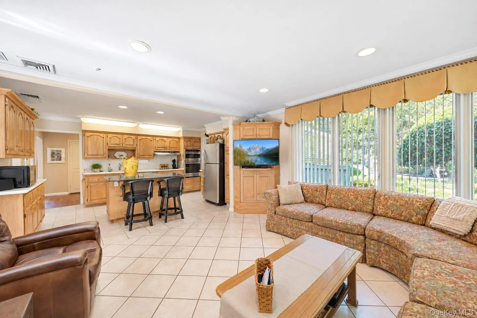 28 Lot Road, Smithtown, NY, 4 Bedrooms Bedrooms, 8 Rooms Rooms,3 BathroomsBathrooms,Residential,For Rent,Lot,0,1053324 28 Lot Road, Smithtown, NY, 4 Bedrooms Bedrooms, 8 Rooms Rooms,3 BathroomsBathrooms,Residential,For Rent,Lot,0,1053324