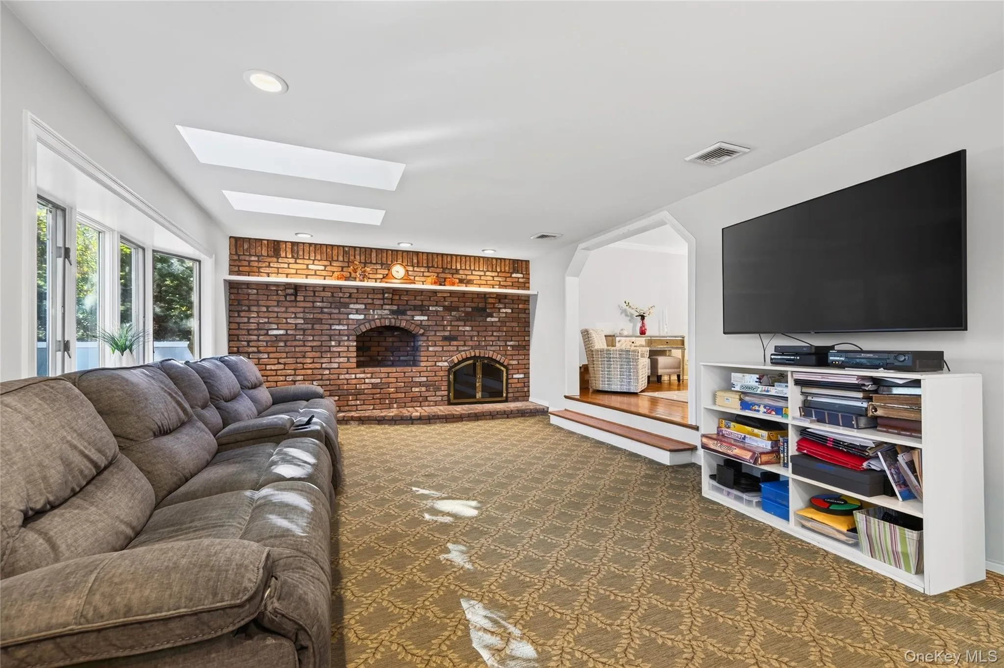 2 Rockrose Lane, Huntington, NY, 4 Bedrooms Bedrooms, 8 Rooms Rooms,2 BathroomsBathrooms,Residential,For Rent,Rockrose,0,1053325 2 Rockrose Lane, Huntington, NY, 4 Bedrooms Bedrooms, 8 Rooms Rooms,2 BathroomsBathrooms,Residential,For Rent,Rockrose,0,1053325