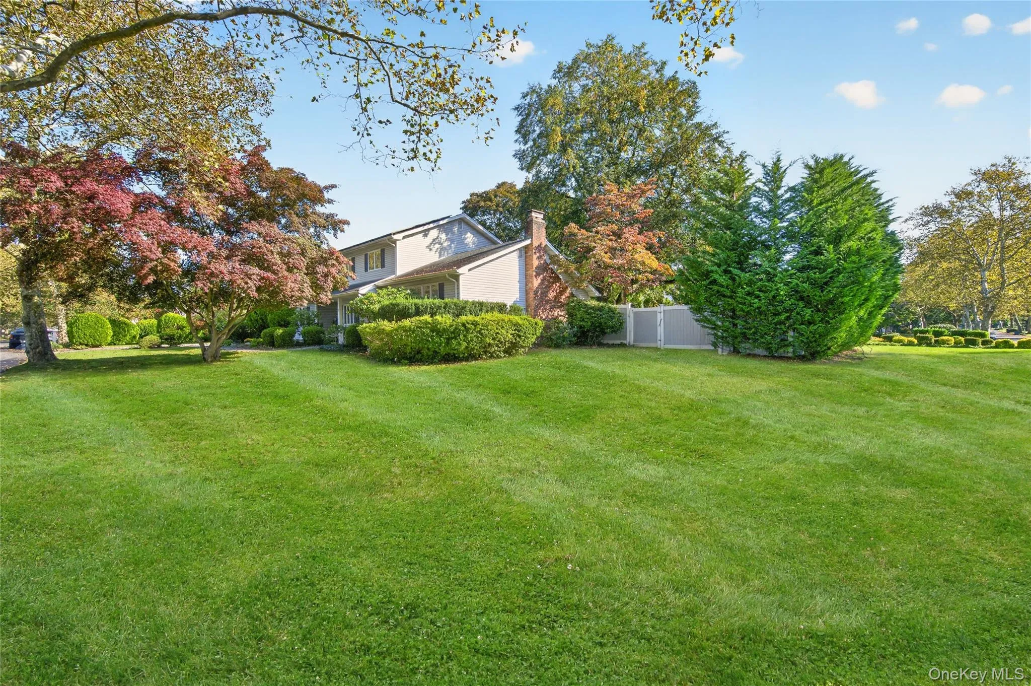 2 Rockrose Lane, Huntington, NY, 4 Bedrooms Bedrooms, 8 Rooms Rooms,2 BathroomsBathrooms,Residential,For Rent,Rockrose,0,1053325 2 Rockrose Lane, Huntington, NY, 4 Bedrooms Bedrooms, 8 Rooms Rooms,2 BathroomsBathrooms,Residential,For Rent,Rockrose,0,1053325