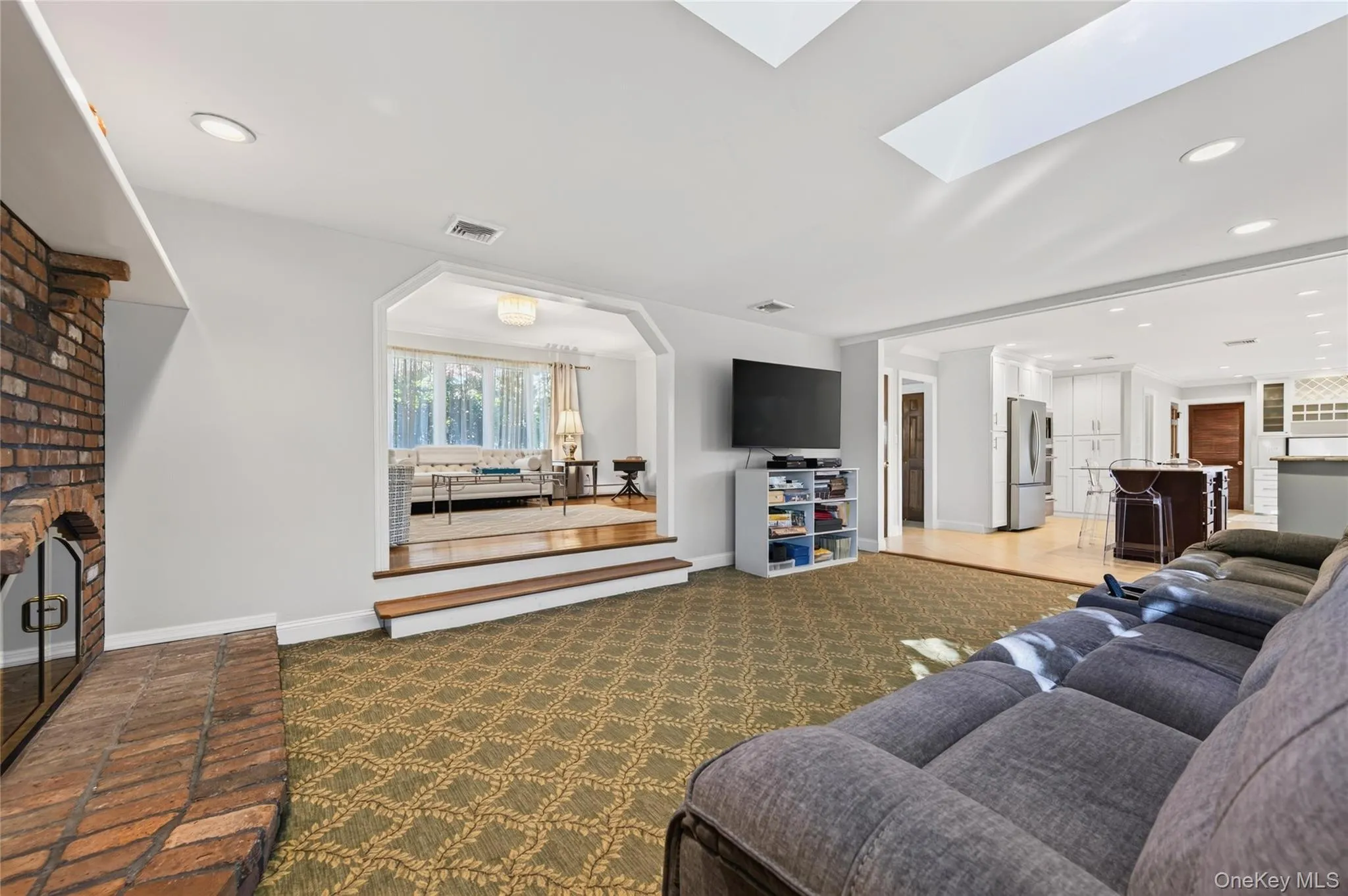 2 Rockrose Lane, Huntington, NY, 4 Bedrooms Bedrooms, 8 Rooms Rooms,2 BathroomsBathrooms,Residential,For Rent,Rockrose,0,1053325 2 Rockrose Lane, Huntington, NY, 4 Bedrooms Bedrooms, 8 Rooms Rooms,2 BathroomsBathrooms,Residential,For Rent,Rockrose,0,1053325
