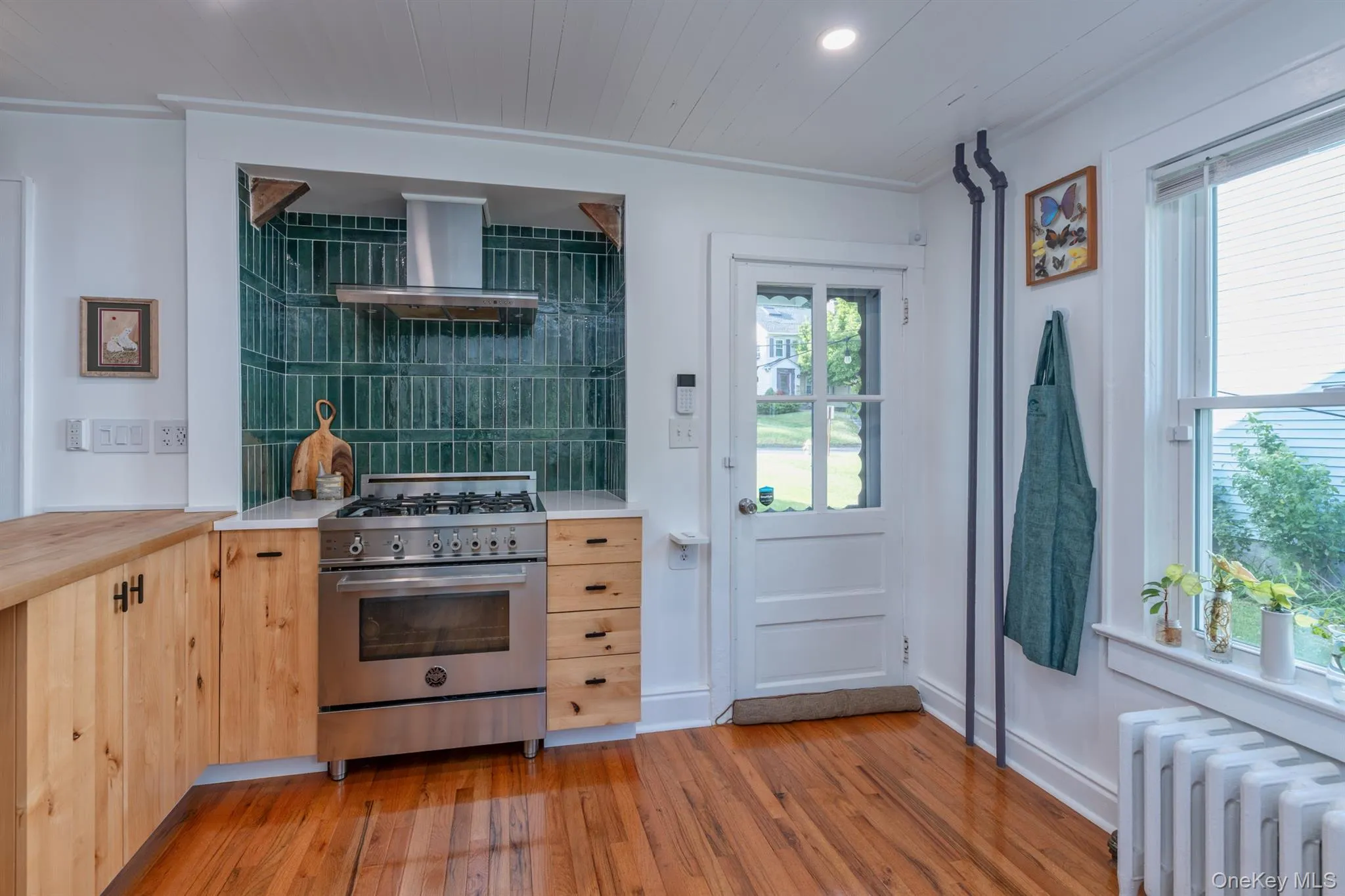 140 Linderman Avenue, Kingston, NY, 3 Bedrooms Bedrooms, 7 Rooms Rooms,1 BathroomBathrooms,Residential,For Rent,Linderman,0,1053327 140 Linderman Avenue, Kingston, NY, 3 Bedrooms Bedrooms, 7 Rooms Rooms,1 BathroomBathrooms,Residential,For Rent,Linderman,0,1053327