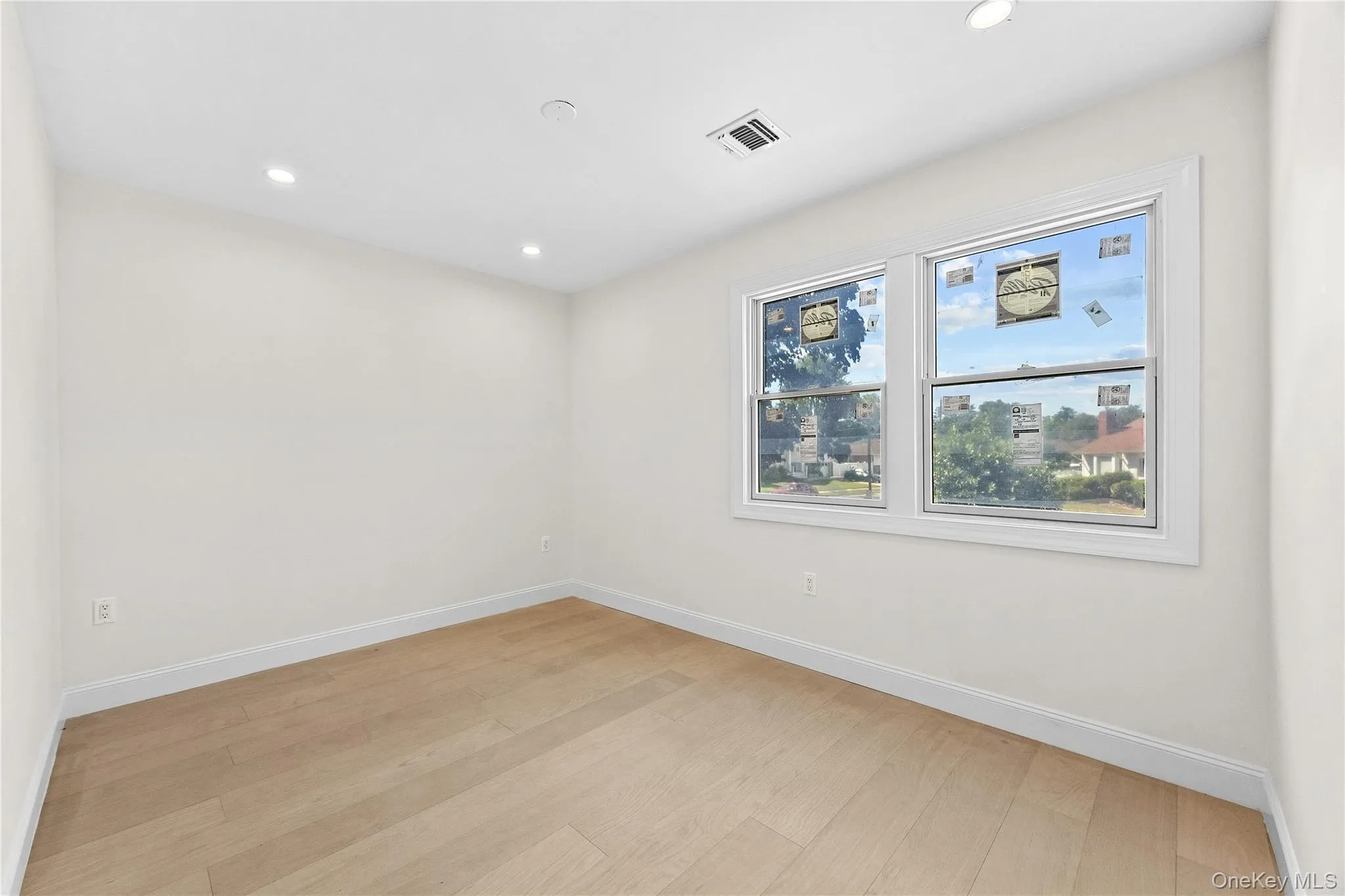 2 CIRCLE Drive, Oyster Bay, NY, 4 Bedrooms Bedrooms, 14 Rooms Rooms,5 BathroomsBathrooms,Residential,For Rent,CIRCLE,0,1053329 2 CIRCLE Drive, Oyster Bay, NY, 4 Bedrooms Bedrooms, 14 Rooms Rooms,5 BathroomsBathrooms,Residential,For Rent,CIRCLE,0,1053329