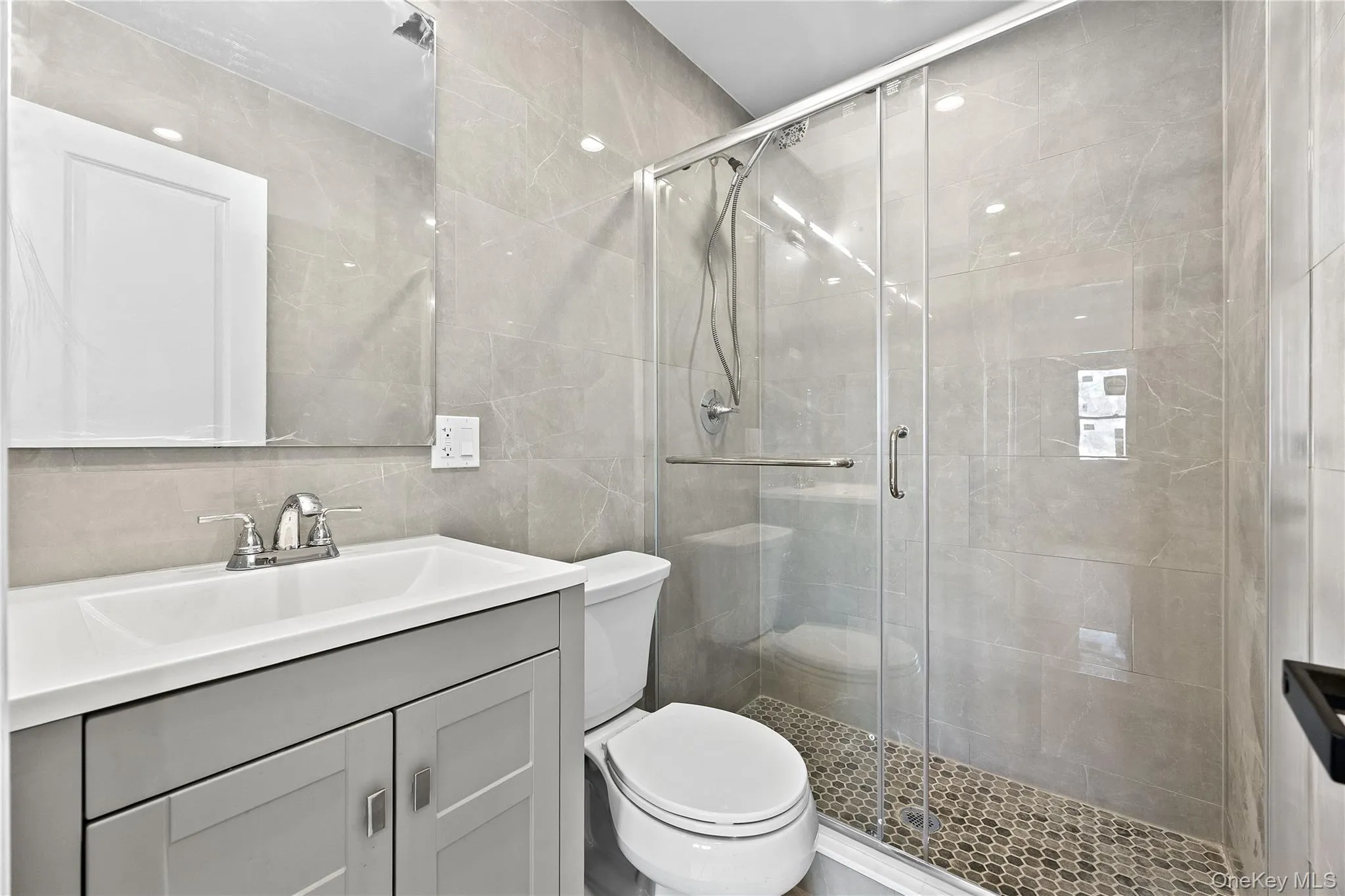 2 CIRCLE Drive, Oyster Bay, NY, 4 Bedrooms Bedrooms, 14 Rooms Rooms,5 BathroomsBathrooms,Residential,For Rent,CIRCLE,0,1053329 2 CIRCLE Drive, Oyster Bay, NY, 4 Bedrooms Bedrooms, 14 Rooms Rooms,5 BathroomsBathrooms,Residential,For Rent,CIRCLE,0,1053329
