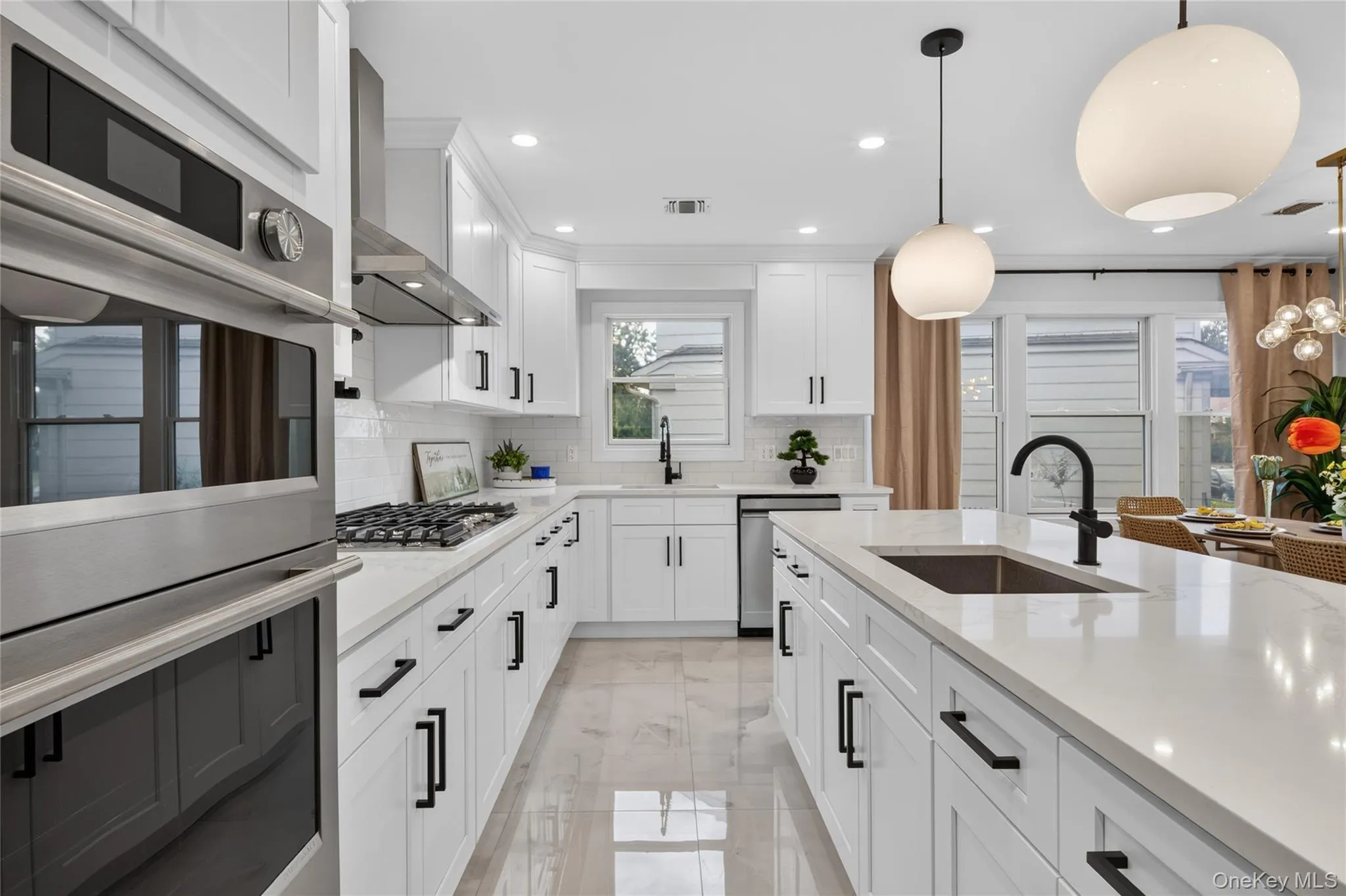 2 CIRCLE Drive, Oyster Bay, NY, 4 Bedrooms Bedrooms, 14 Rooms Rooms,5 BathroomsBathrooms,Residential,For Rent,CIRCLE,0,1053329 2 CIRCLE Drive, Oyster Bay, NY, 4 Bedrooms Bedrooms, 14 Rooms Rooms,5 BathroomsBathrooms,Residential,For Rent,CIRCLE,0,1053329