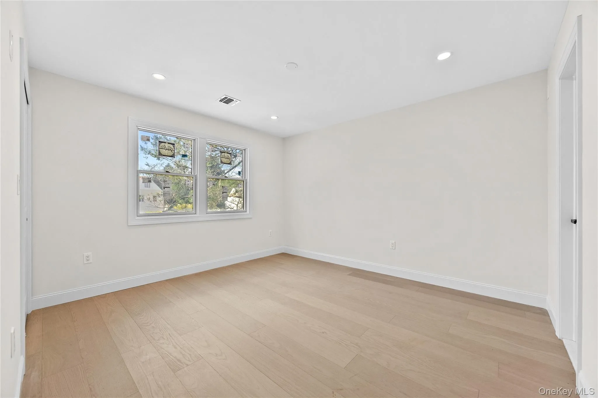 2 CIRCLE Drive, Oyster Bay, NY, 4 Bedrooms Bedrooms, 14 Rooms Rooms,5 BathroomsBathrooms,Residential,For Rent,CIRCLE,0,1053329 2 CIRCLE Drive, Oyster Bay, NY, 4 Bedrooms Bedrooms, 14 Rooms Rooms,5 BathroomsBathrooms,Residential,For Rent,CIRCLE,0,1053329