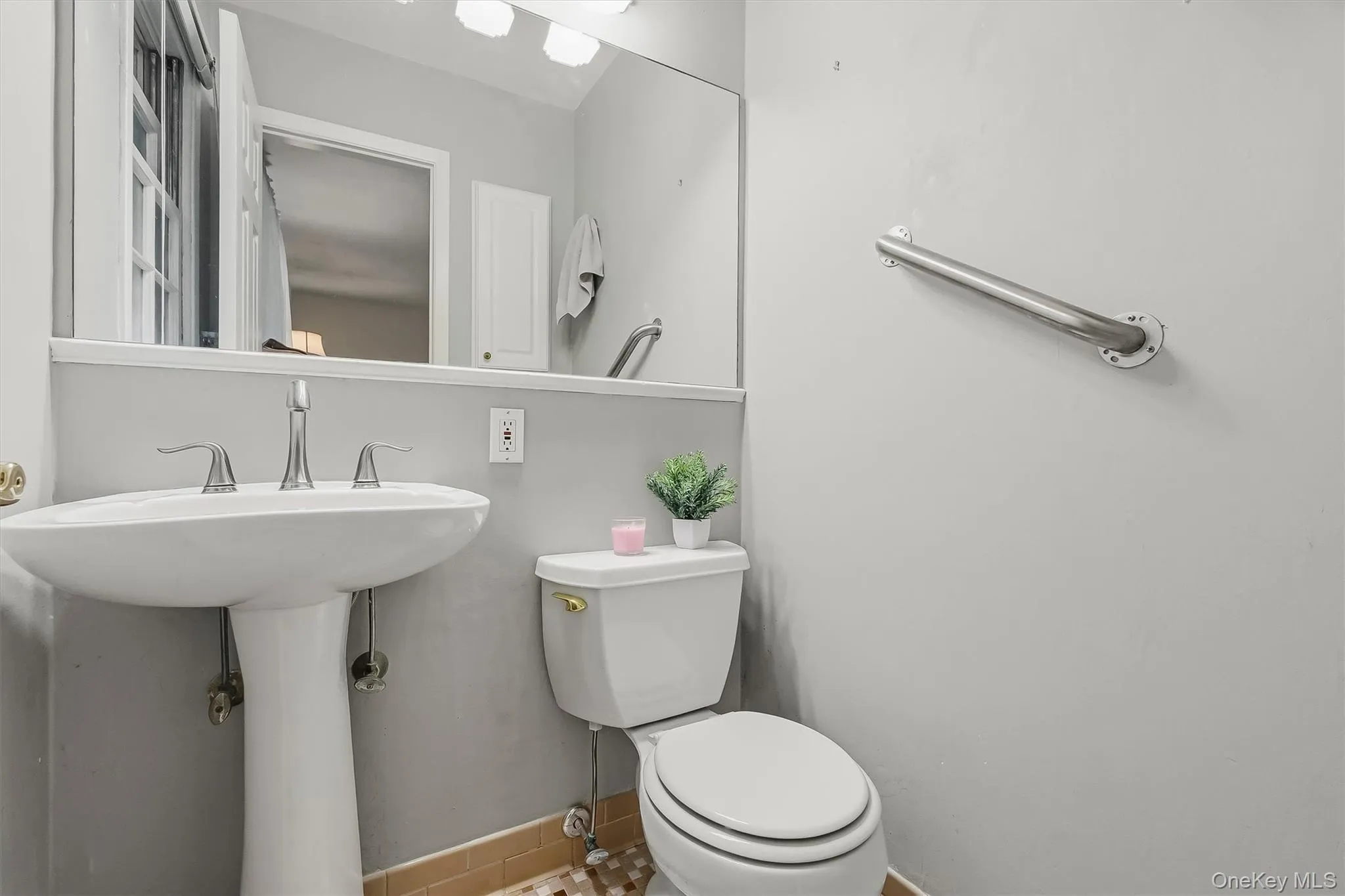 11 Ann Road, Carmel, NY, 3 Bedrooms Bedrooms, 8 Rooms Rooms,1 BathroomBathrooms,Residential,For Rent,Ann,0,1053334 11 Ann Road, Carmel, NY, 3 Bedrooms Bedrooms, 8 Rooms Rooms,1 BathroomBathrooms,Residential,For Rent,Ann,0,1053334
