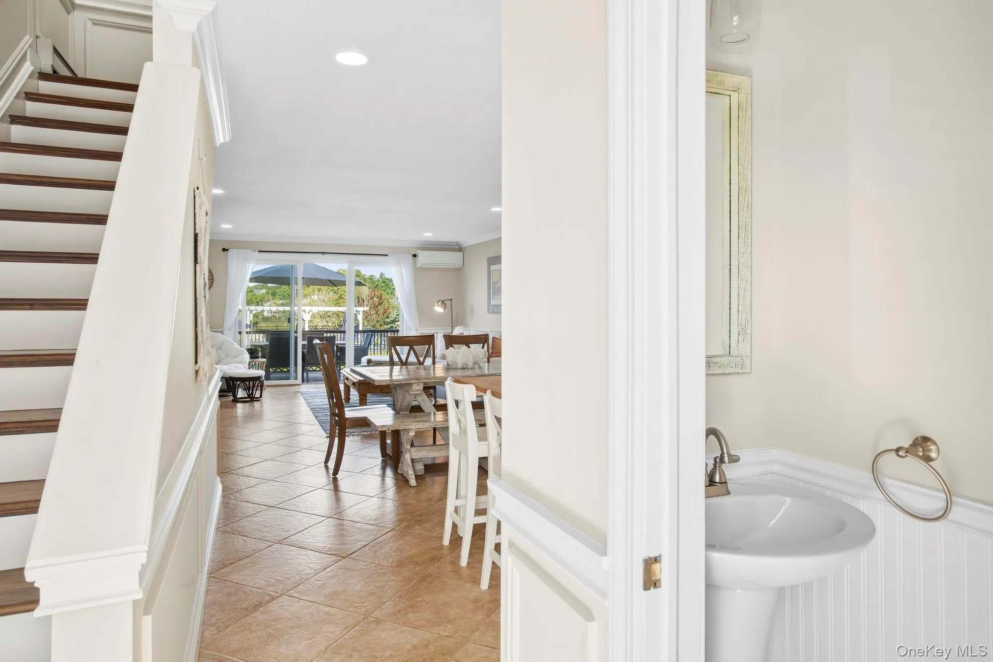 3013 Mitchell Road, Southampton, NY, 2 Bedrooms Bedrooms, 7 Rooms Rooms,3 BathroomsBathrooms,Residential,For Rent,Mitchell,0,1053337 3013 Mitchell Road, Southampton, NY, 2 Bedrooms Bedrooms, 7 Rooms Rooms,3 BathroomsBathrooms,Residential,For Rent,Mitchell,0,1053337