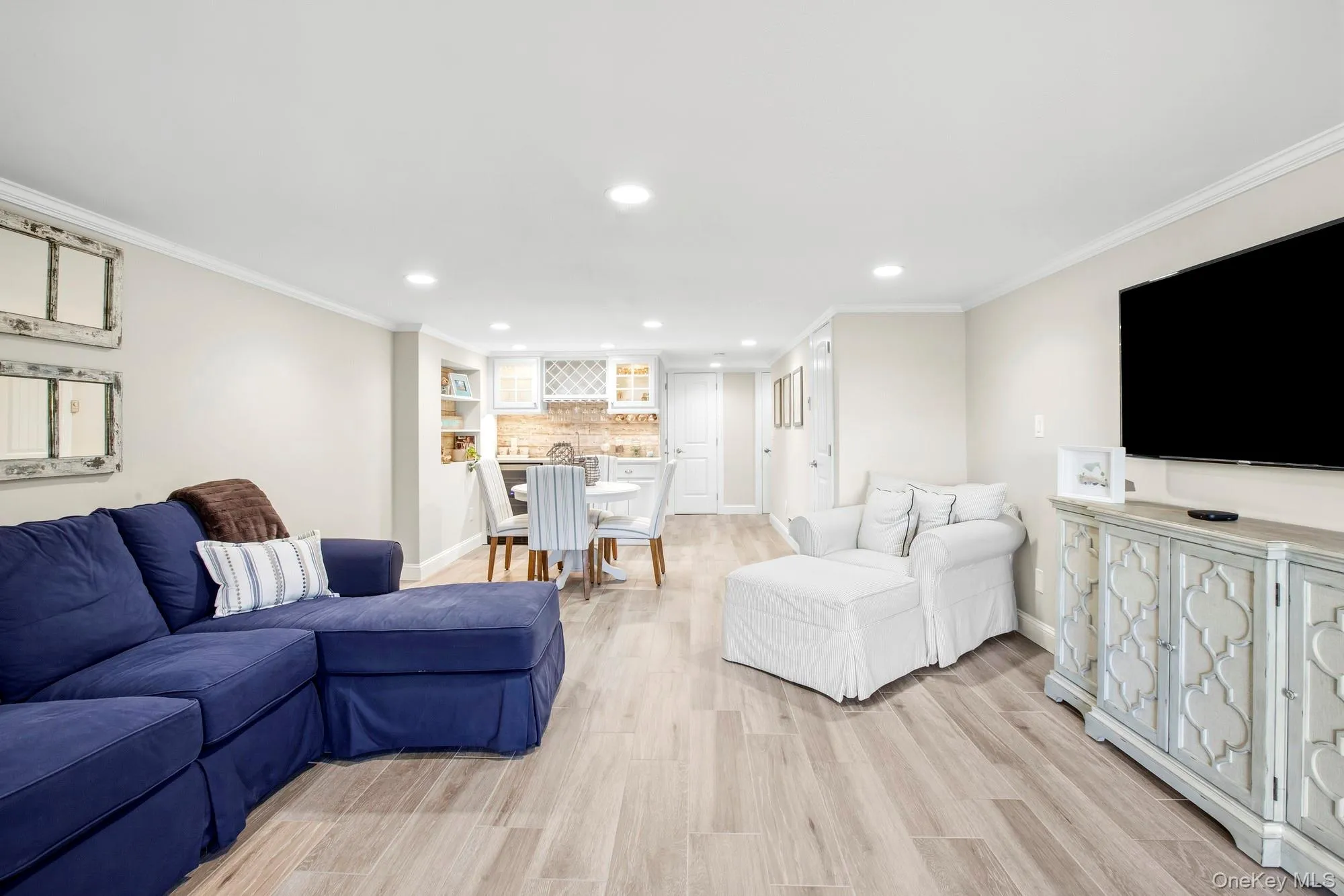 3013 Mitchell Road, Southampton, NY, 2 Bedrooms Bedrooms, 7 Rooms Rooms,3 BathroomsBathrooms,Residential,For Rent,Mitchell,0,1053337 3013 Mitchell Road, Southampton, NY, 2 Bedrooms Bedrooms, 7 Rooms Rooms,3 BathroomsBathrooms,Residential,For Rent,Mitchell,0,1053337