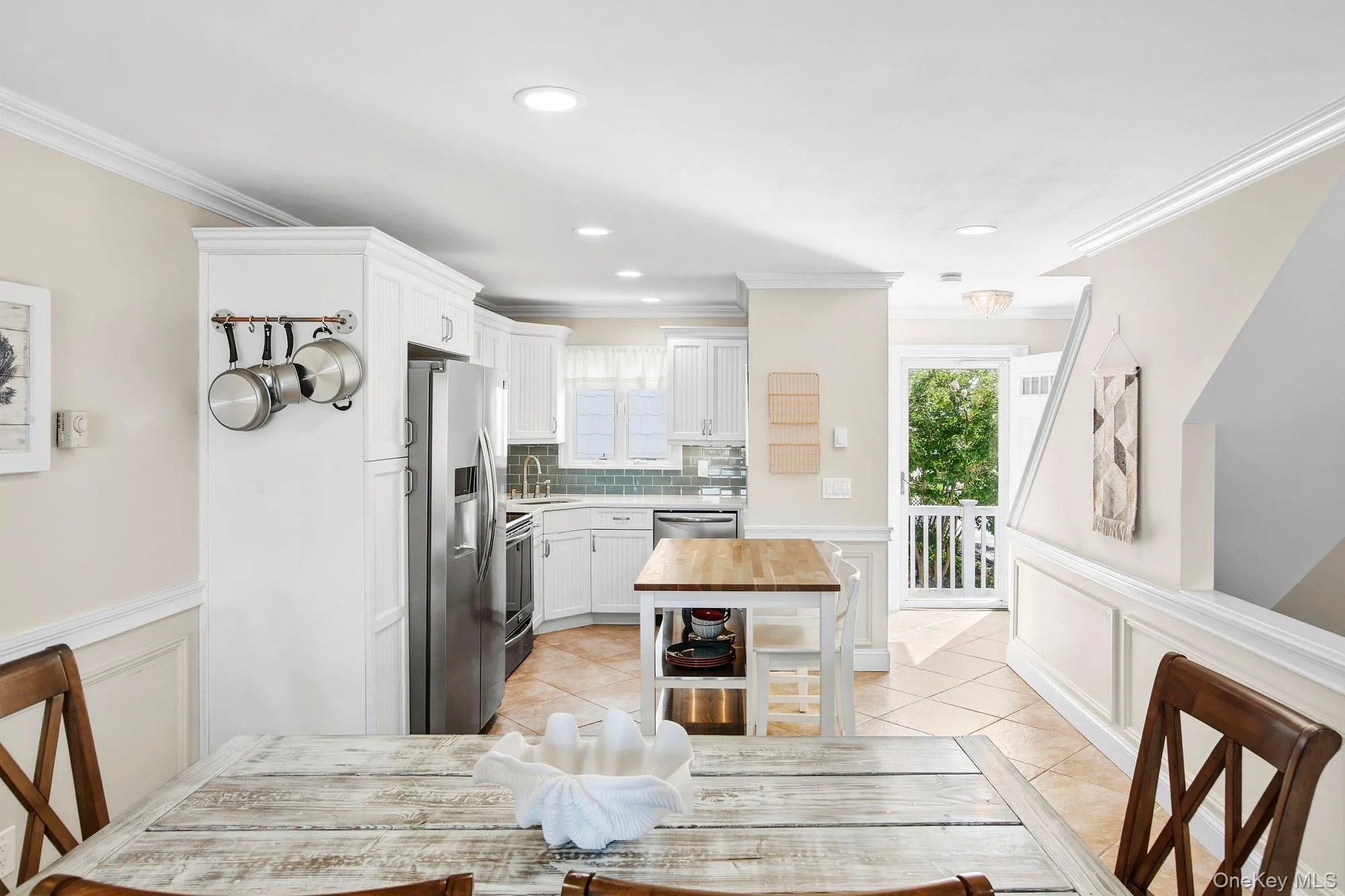 3013 Mitchell Road, Southampton, NY, 2 Bedrooms Bedrooms, 7 Rooms Rooms,3 BathroomsBathrooms,Residential,For Rent,Mitchell,0,1053337 3013 Mitchell Road, Southampton, NY, 2 Bedrooms Bedrooms, 7 Rooms Rooms,3 BathroomsBathrooms,Residential,For Rent,Mitchell,0,1053337
