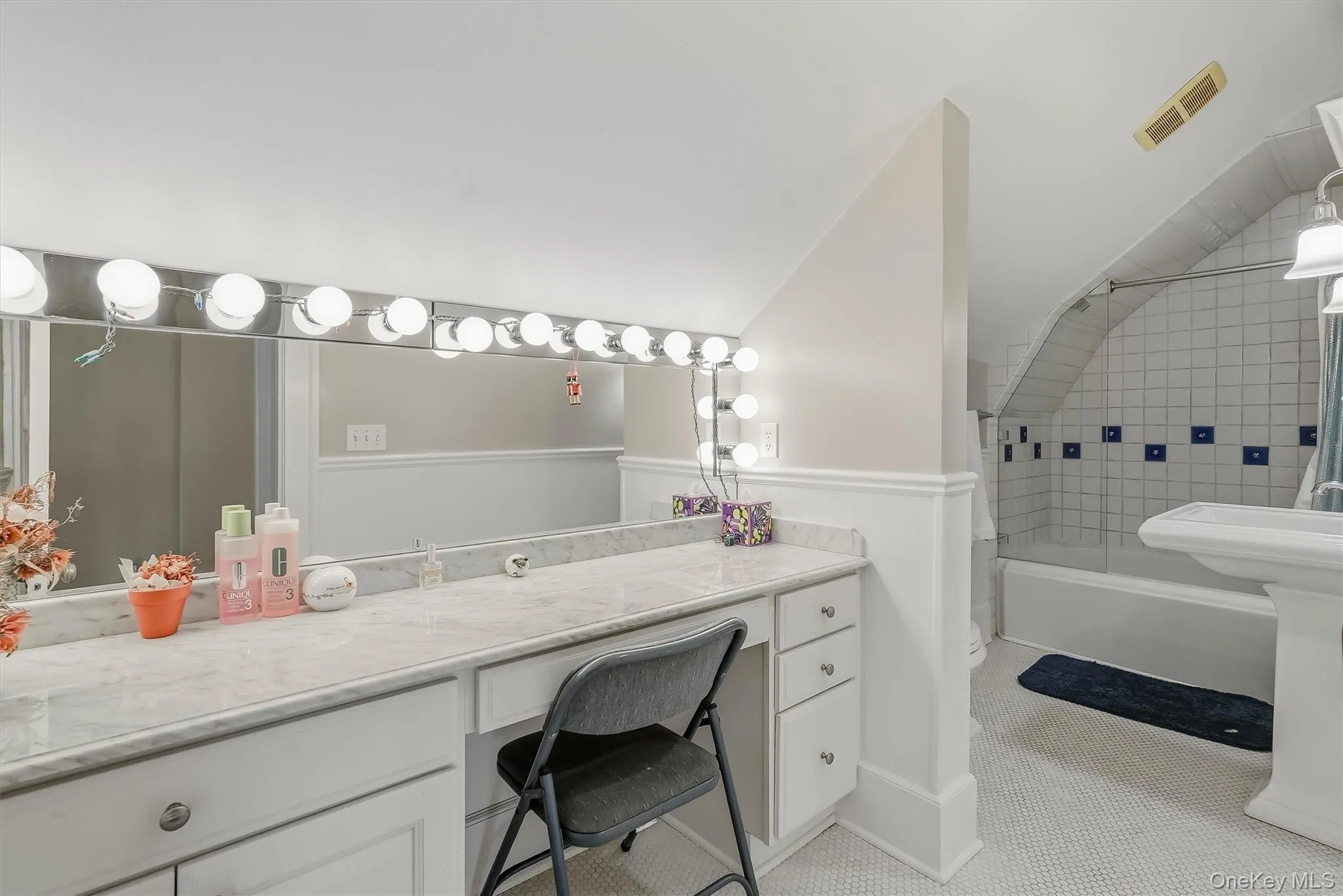 28 Observatory Drive, Cortlandt, NY, 5 Bedrooms Bedrooms, 10 Rooms Rooms,3 BathroomsBathrooms,Residential,For Rent,Observatory,0,1053340 28 Observatory Drive, Cortlandt, NY, 5 Bedrooms Bedrooms, 10 Rooms Rooms,3 BathroomsBathrooms,Residential,For Rent,Observatory,0,1053340