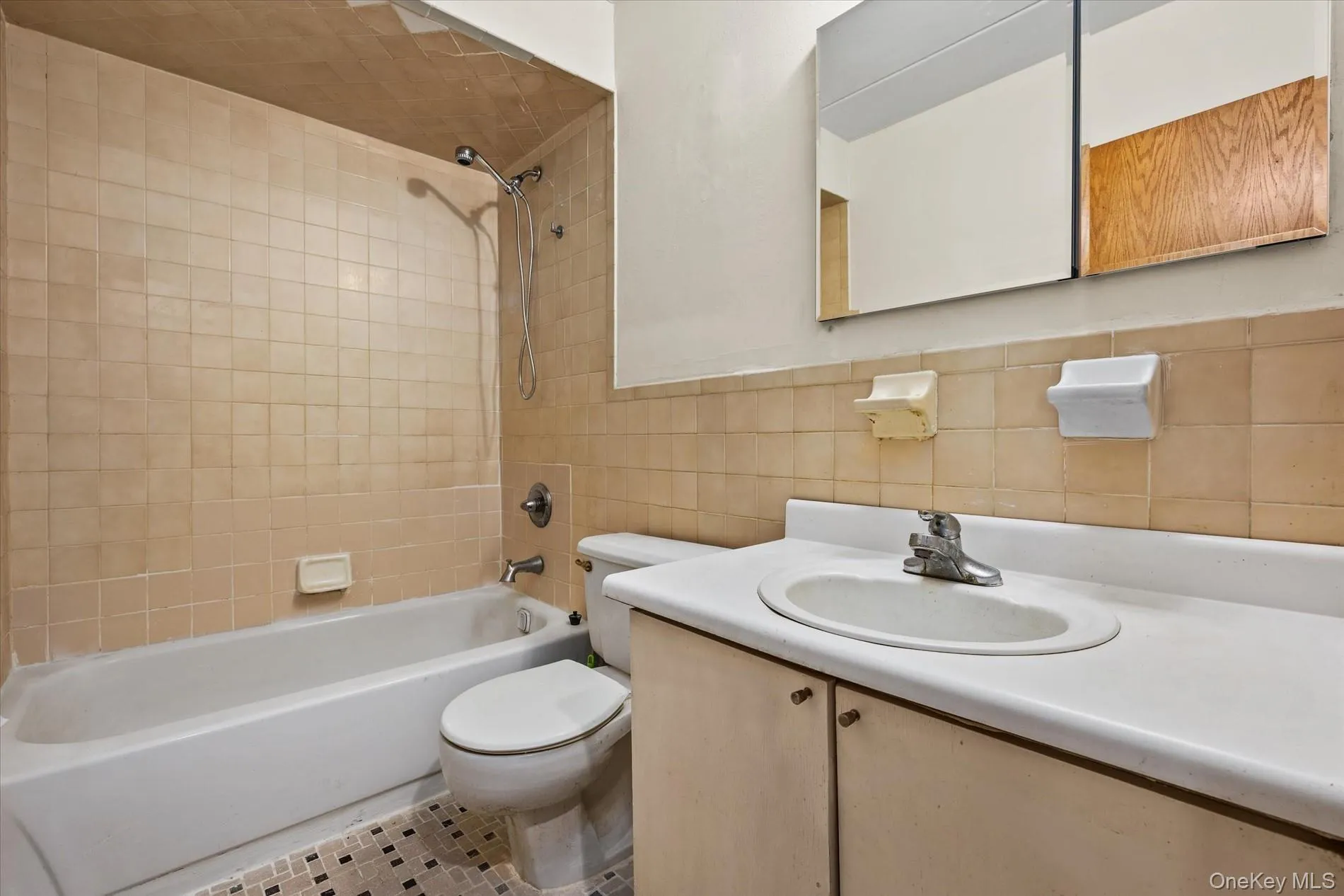 140-14 33rd Avenue, New York, NY, 1 Bedroom Bedrooms, 2 Rooms Rooms,1 BathroomBathrooms,Residential,For Rent,33rd,0,1053345 140-14 33rd Avenue, New York, NY, 1 Bedroom Bedrooms, 2 Rooms Rooms,1 BathroomBathrooms,Residential,For Rent,33rd,0,1053345